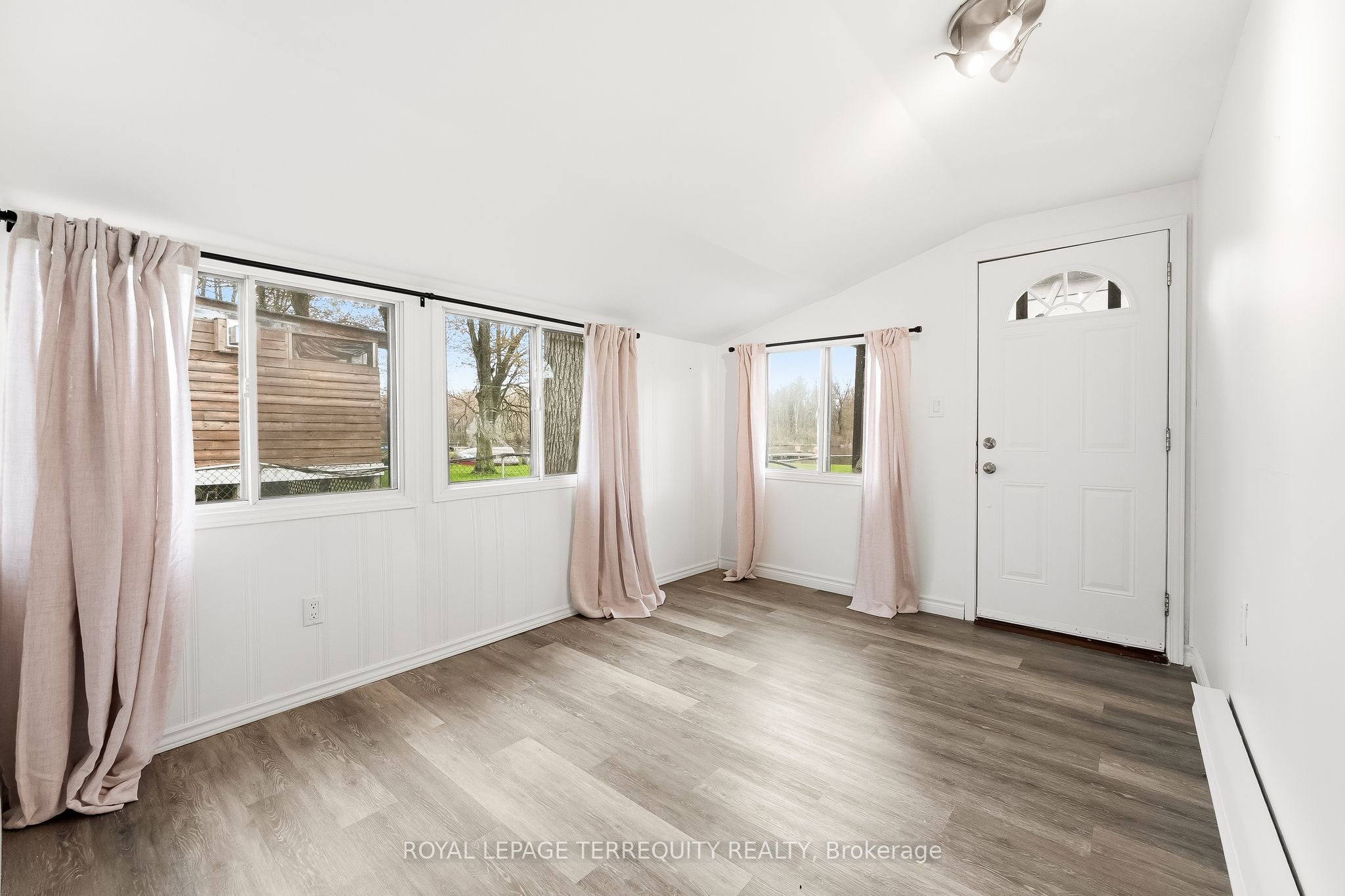 49 River Road W Property Photo 25