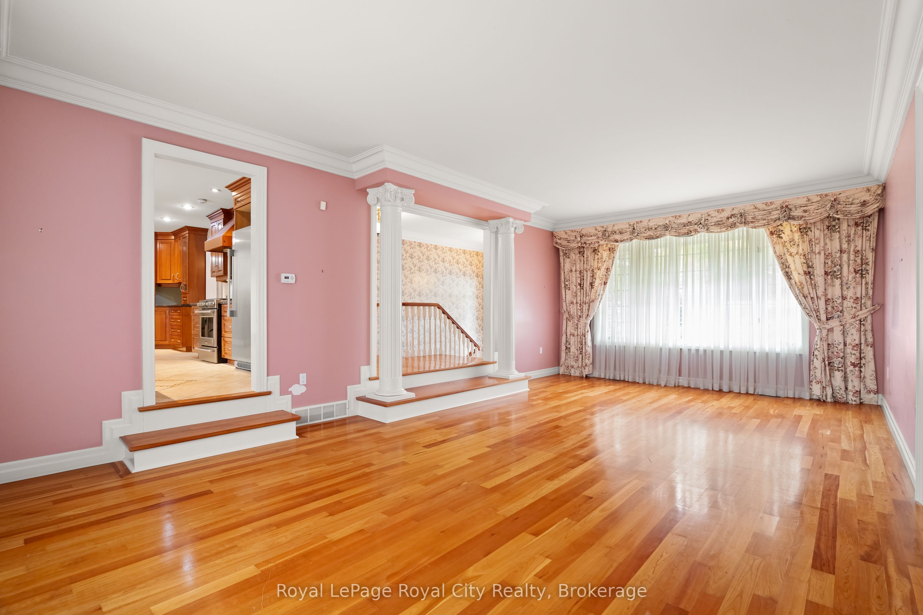 4646 Sideroad 20 N Property Photo 10