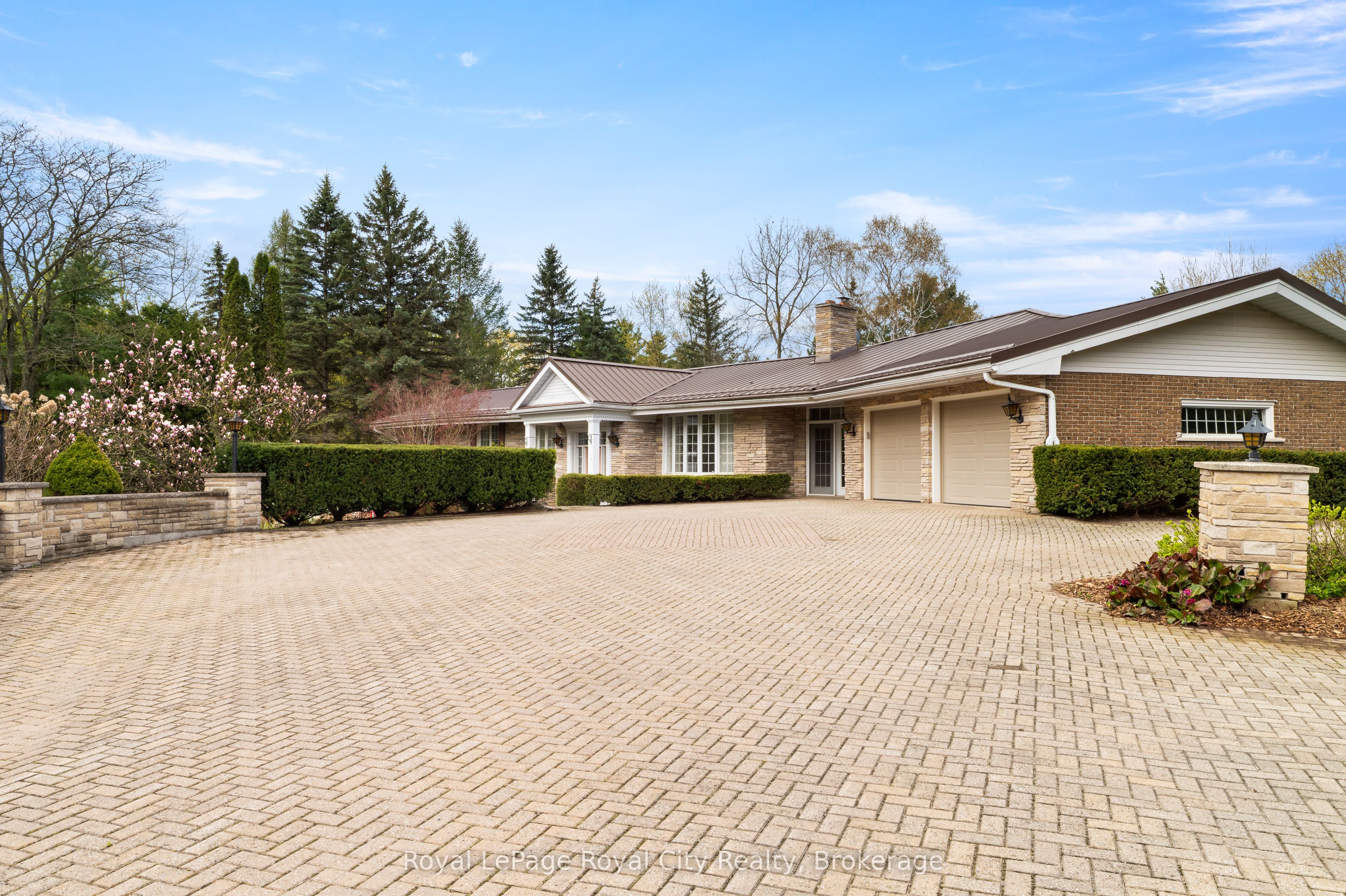 4646 Sideroad 20 N Property Photo 46