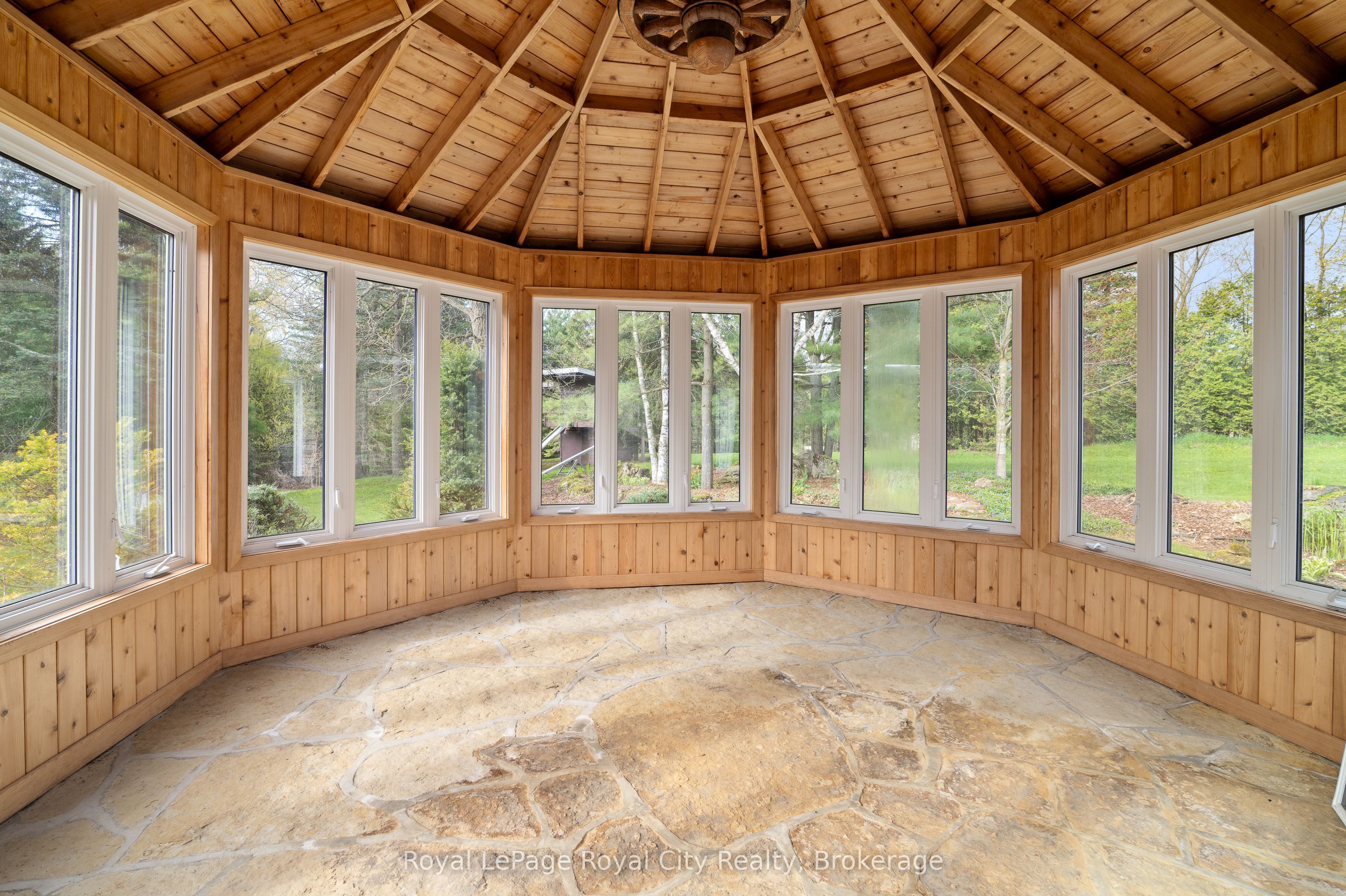 4646 Sideroad 20 N Property Photo 48