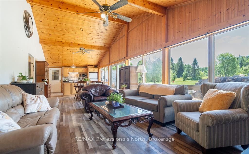 899 Katrine Road Property Photo 15
