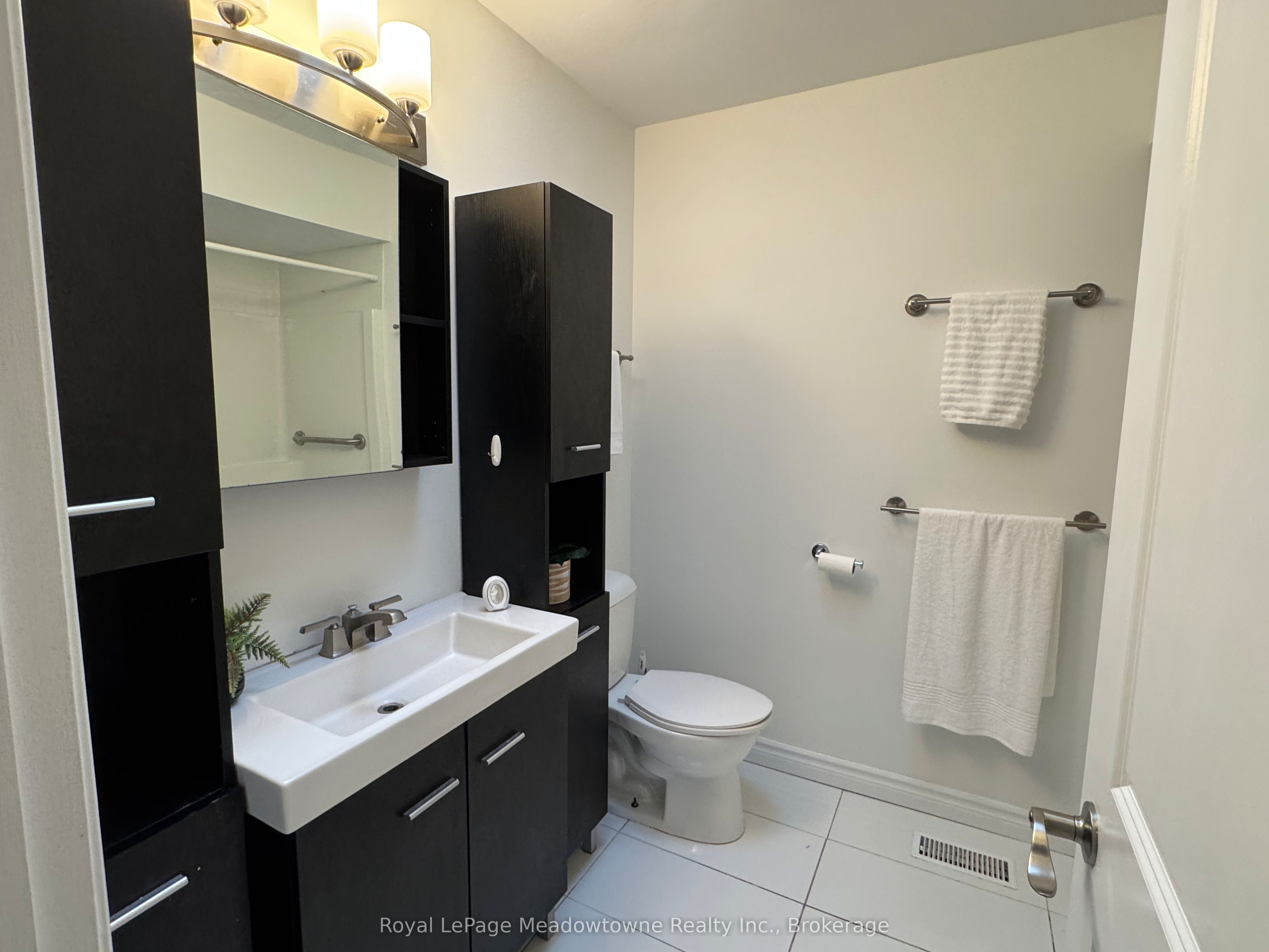 13 Thompson Drive Property Photo 11