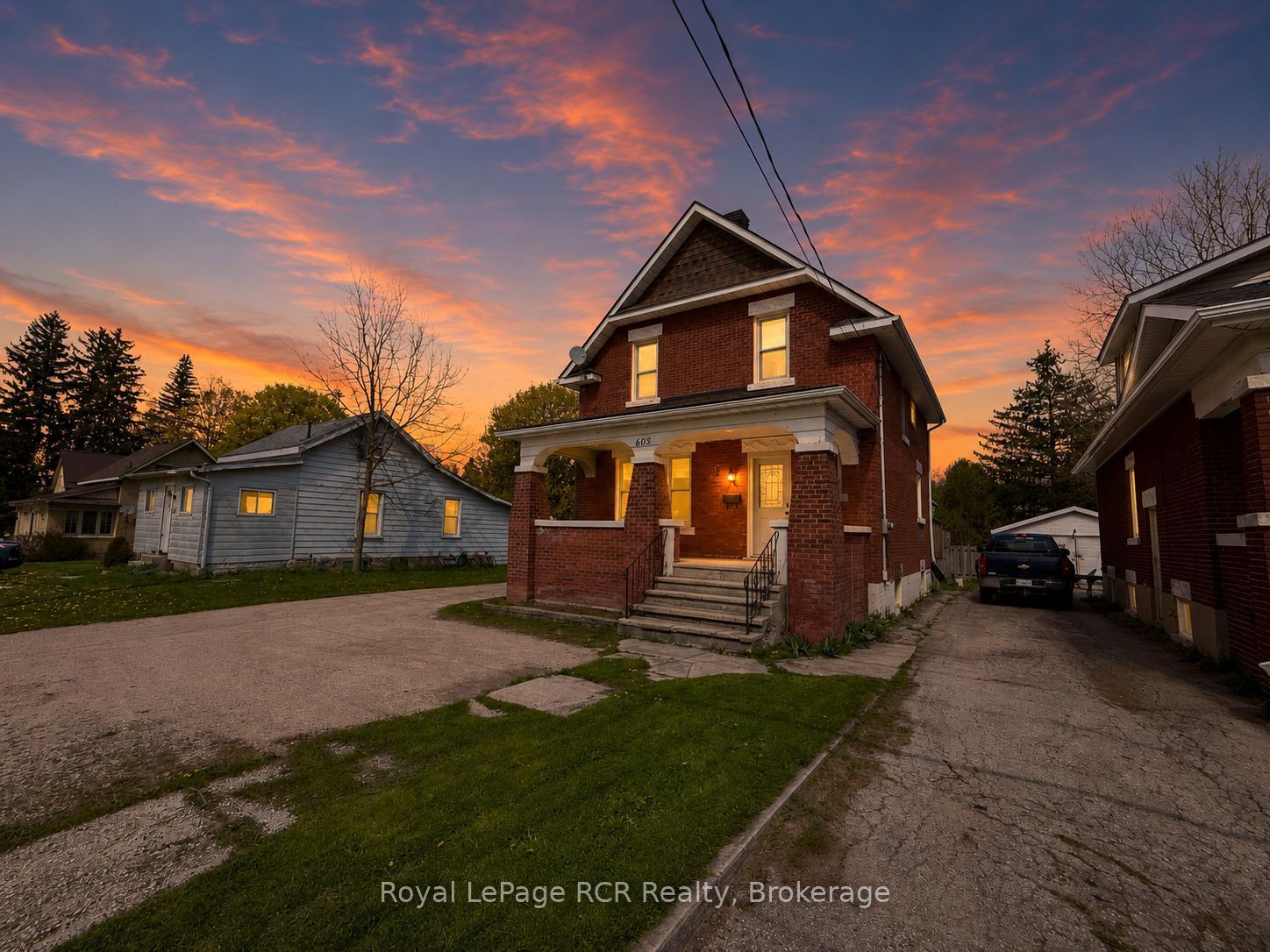 605 7th Avenue Property Photo 1
