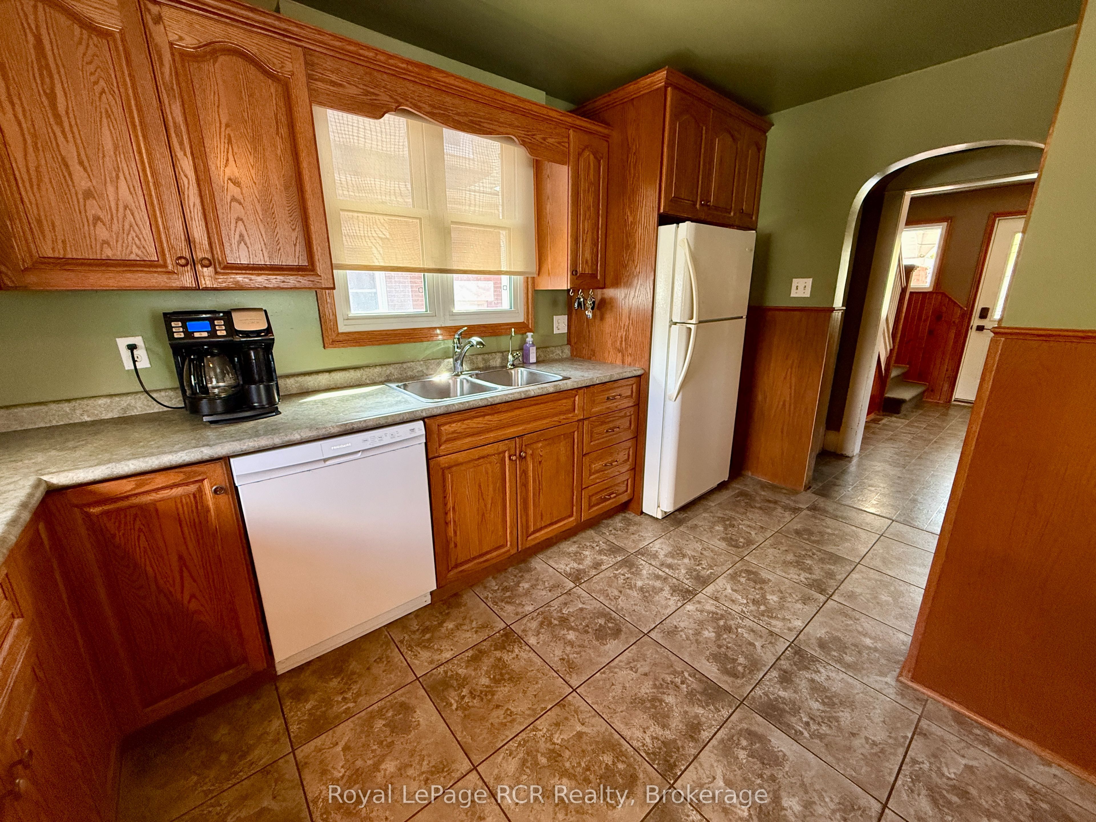 605 7th Avenue Property Photo 14
