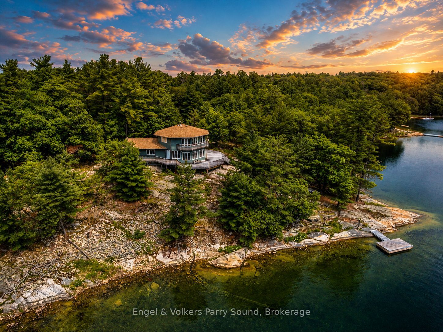 1 Loon Bay Property Photo 1
