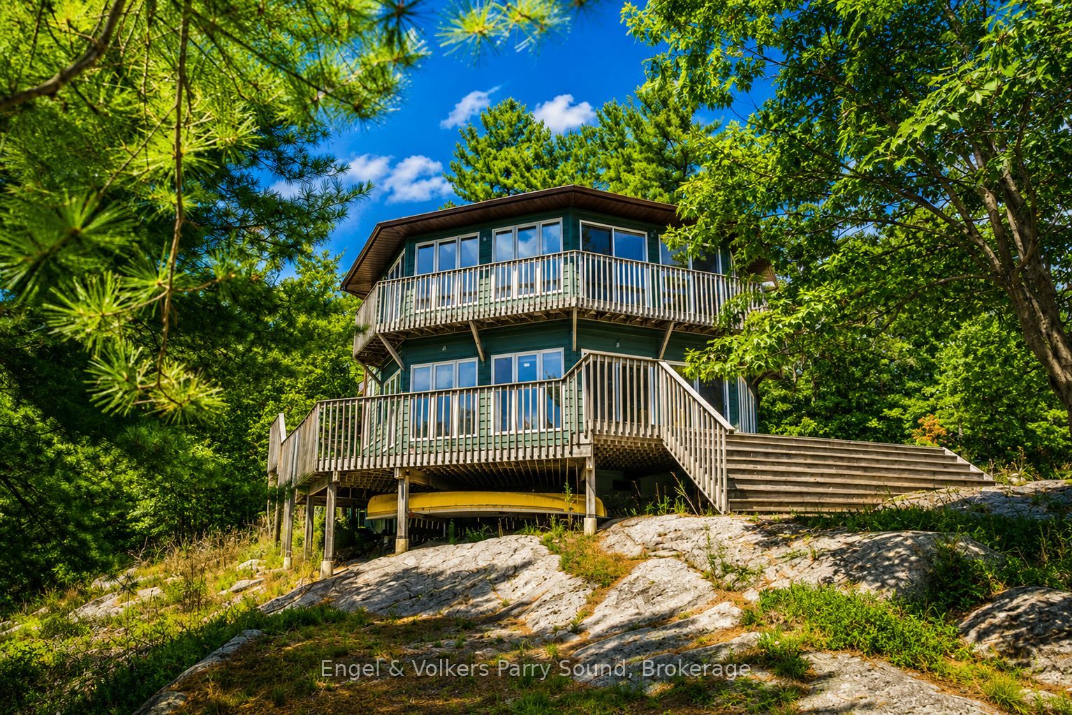 1 Loon Bay Property Photo 4