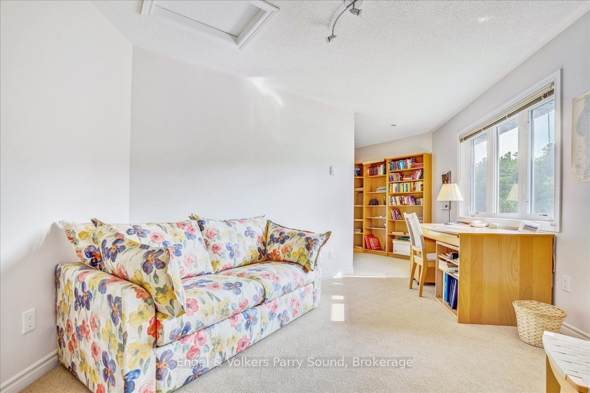1 Loon Bay Property Photo 20