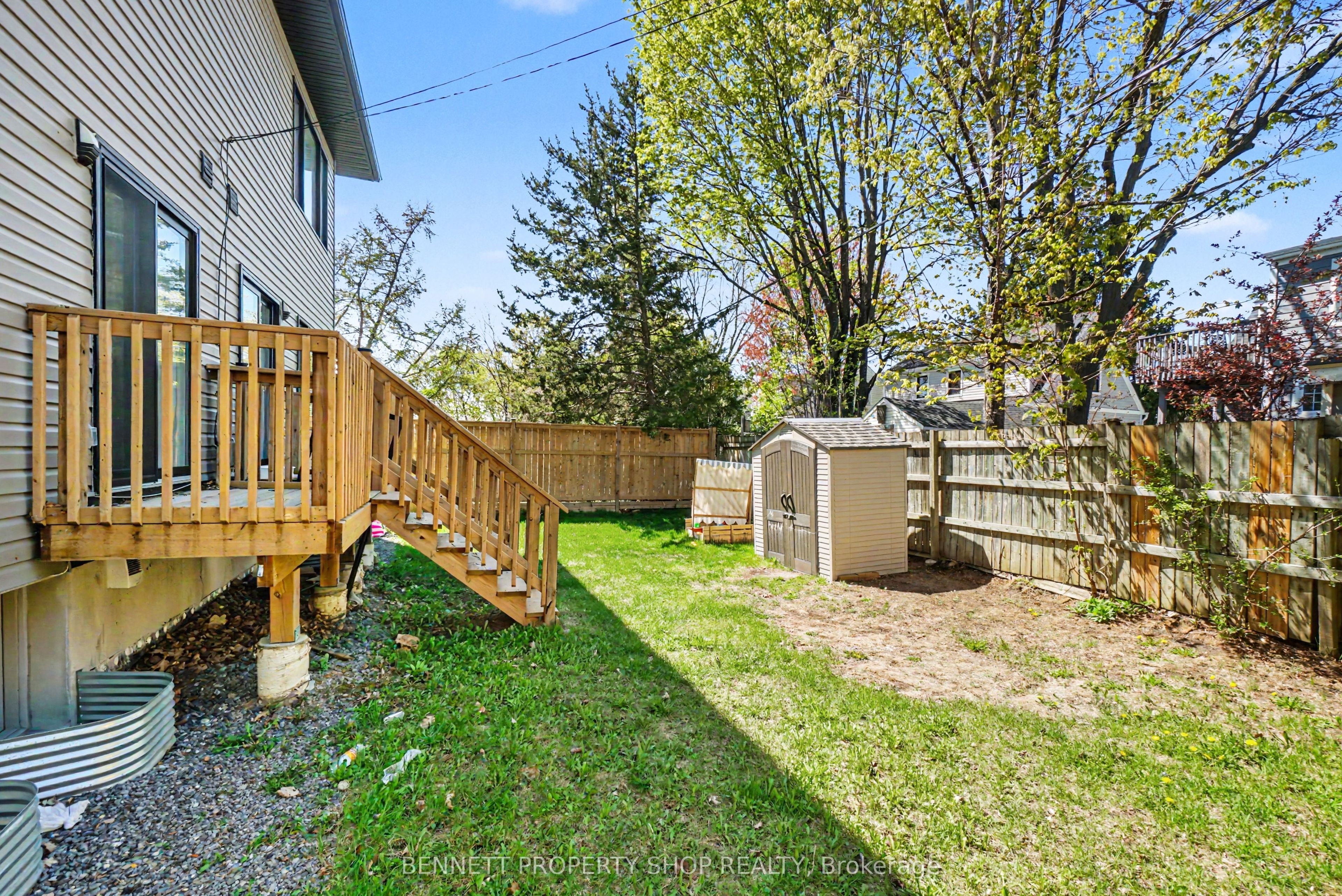 1225 Ridgemont Avenue Property Photo 4