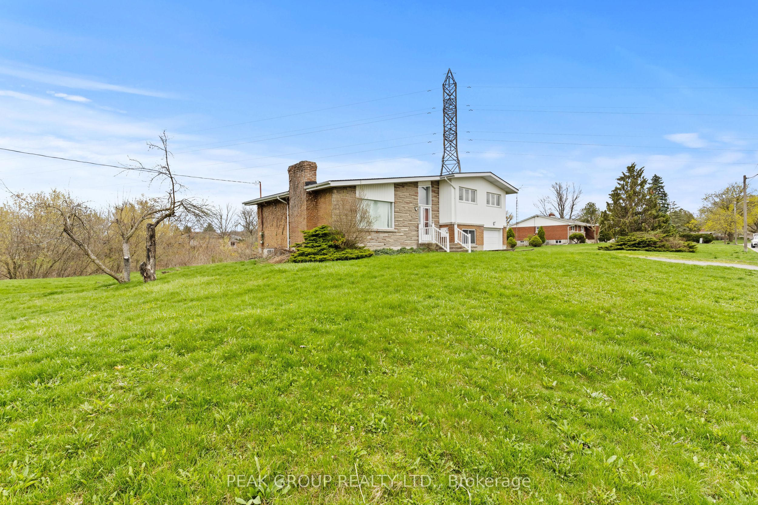 73 Riverview Boulevard Property Photo 3