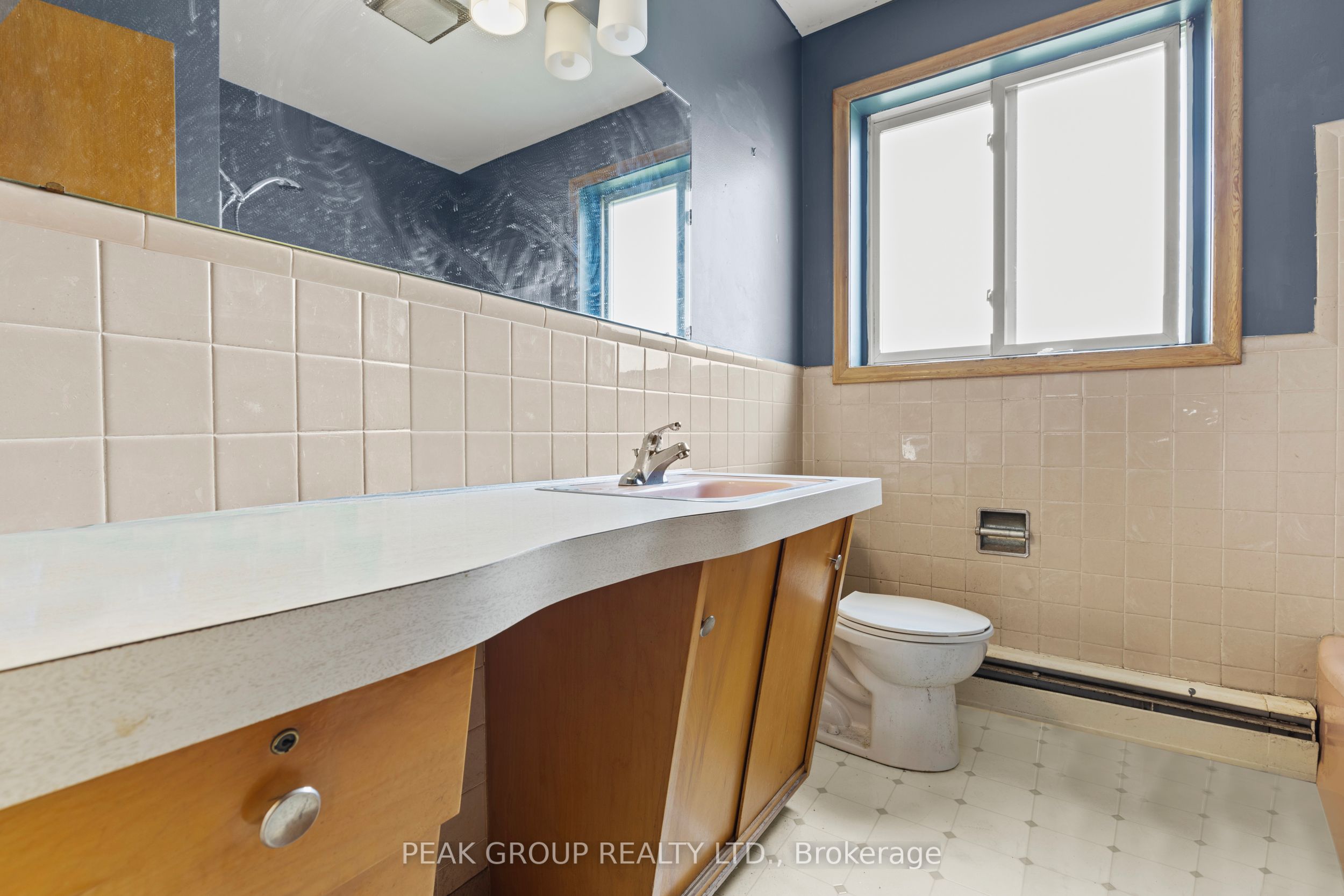 73 Riverview Boulevard Property Photo 10