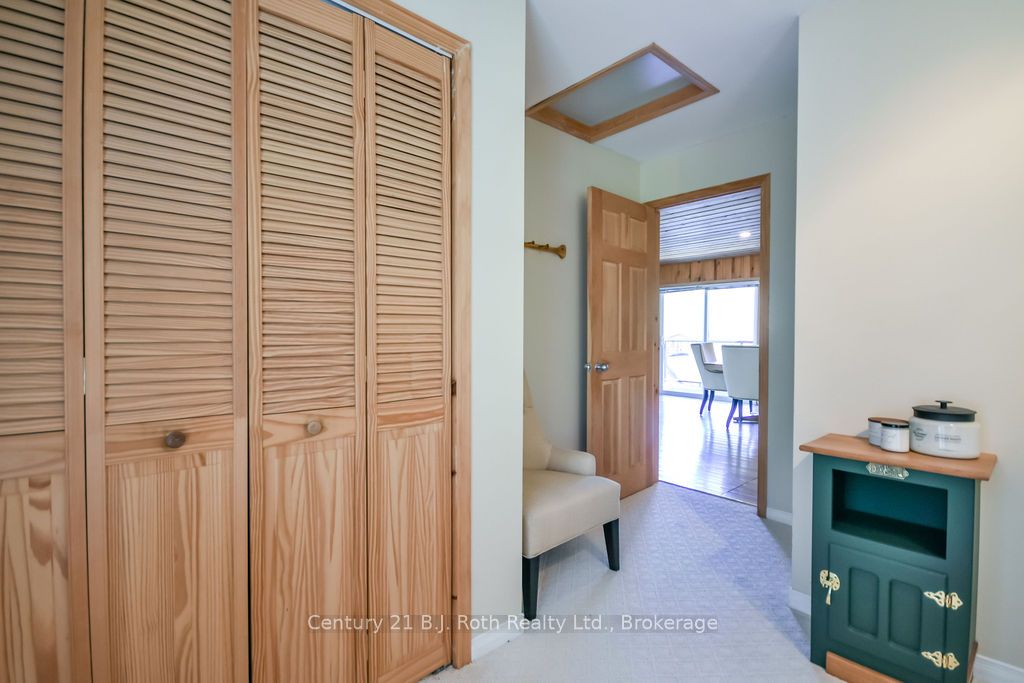 9 Severn River 403 Property Photo 16