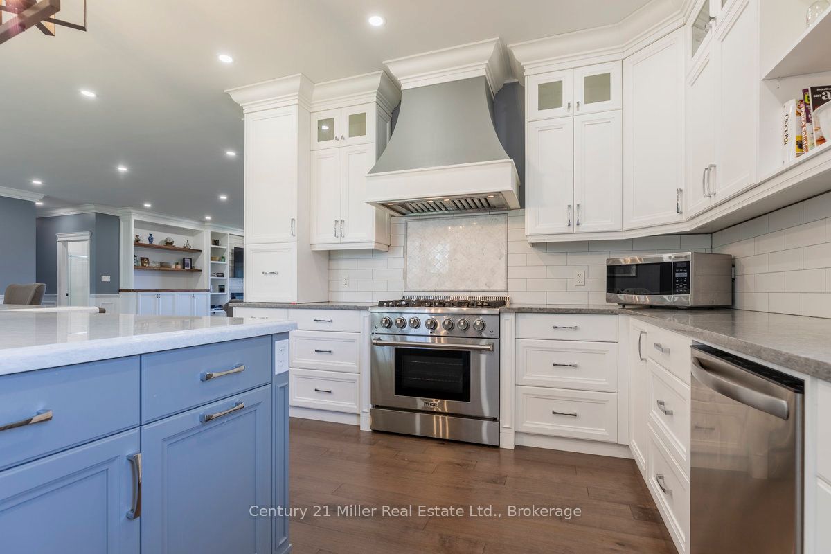 5583 Third Line Property Photo 8
