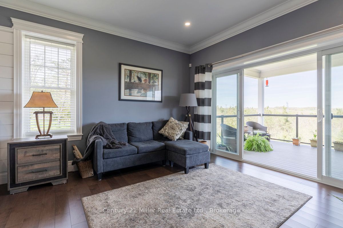5583 Third Line Property Photo 13