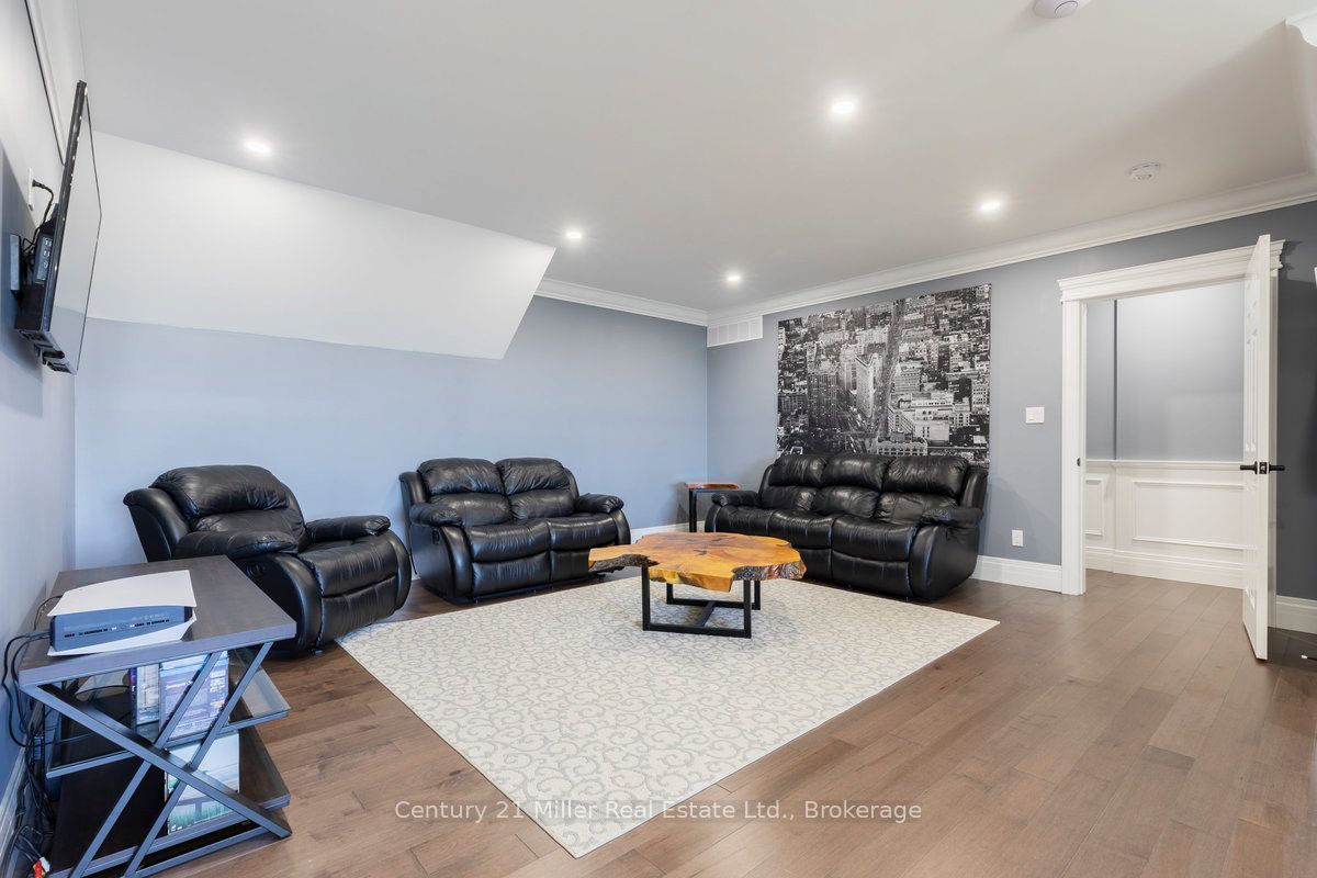5583 Third Line Property Photo 23
