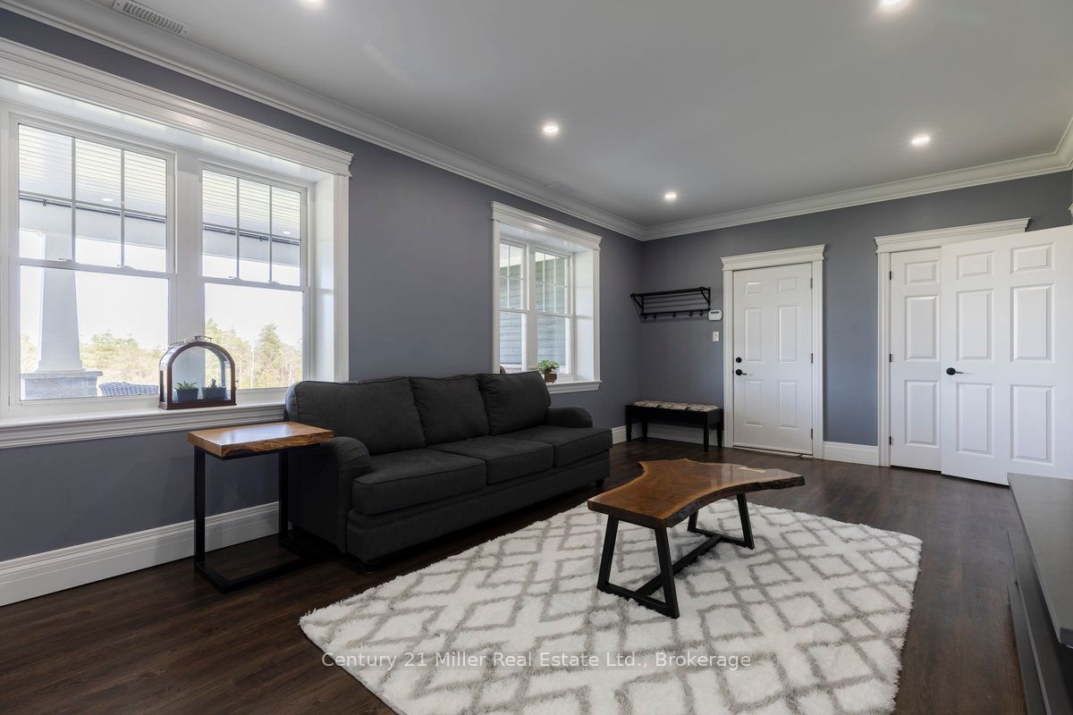 5583 Third Line Property Photo 27
