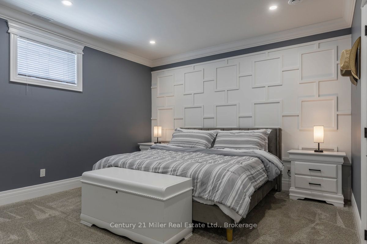 5583 Third Line Property Photo 31