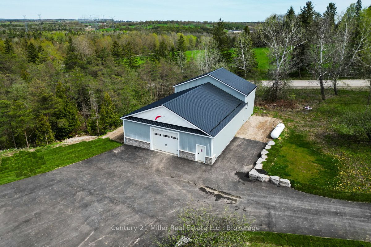 5583 Third Line Property Photo 45