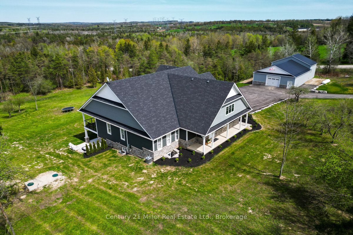 5583 Third Line Property Photo 47