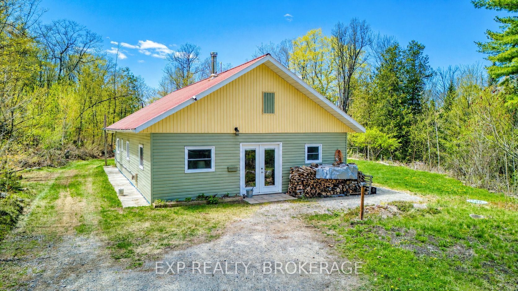 371 Sherbrooke Drive Property Photo 1
