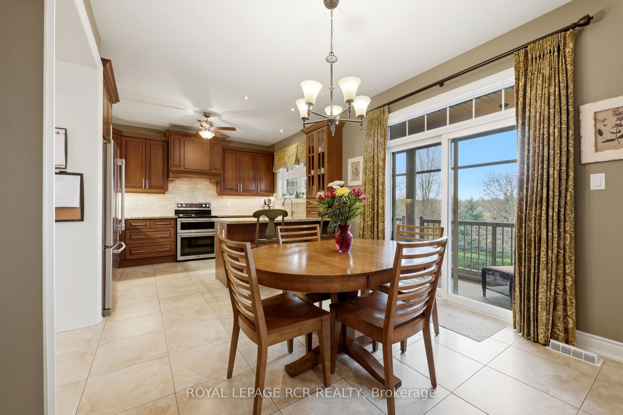 8 Masters Creek Boulevard Property Photo 18