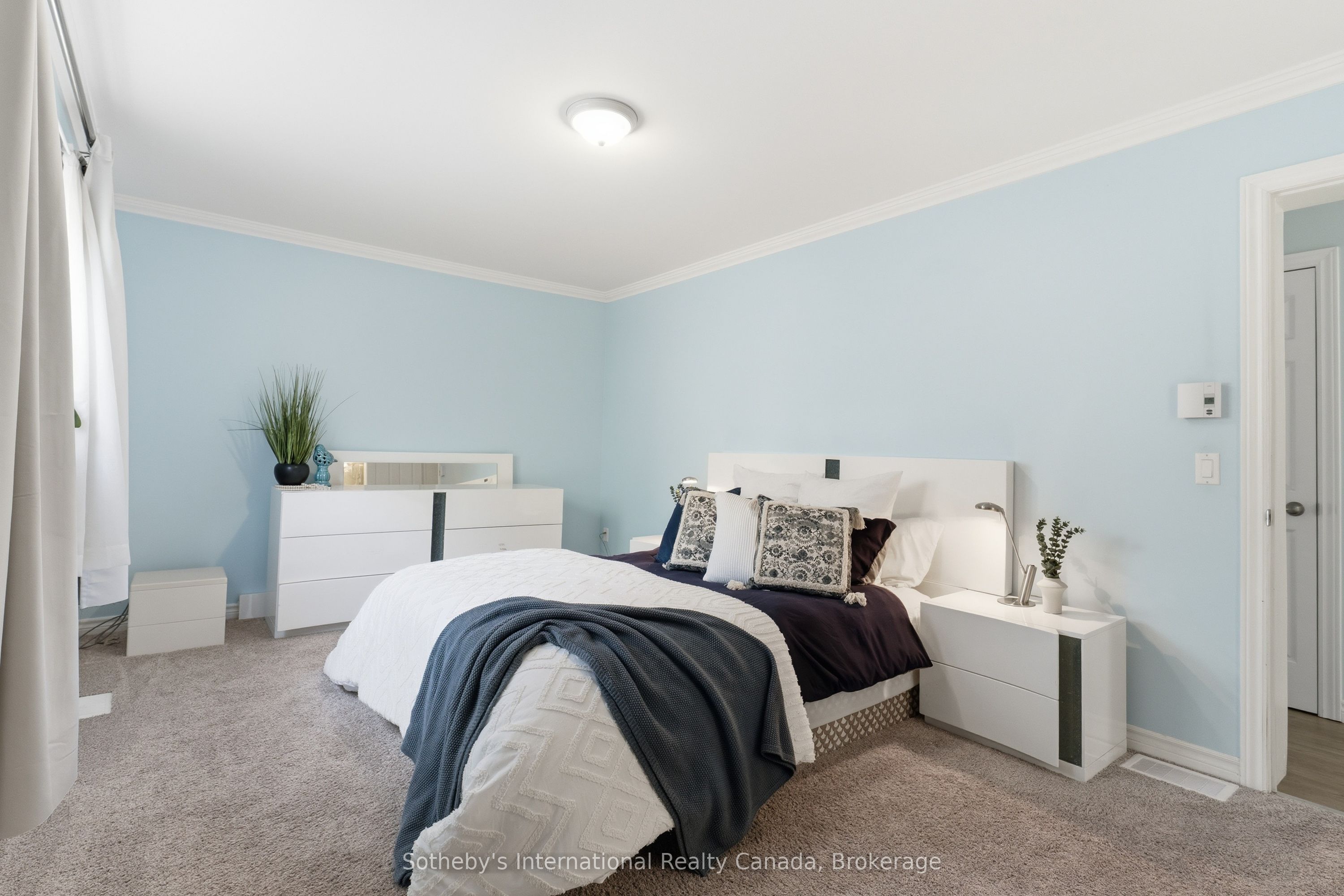 1021 Tower Crescent Property Photo 24