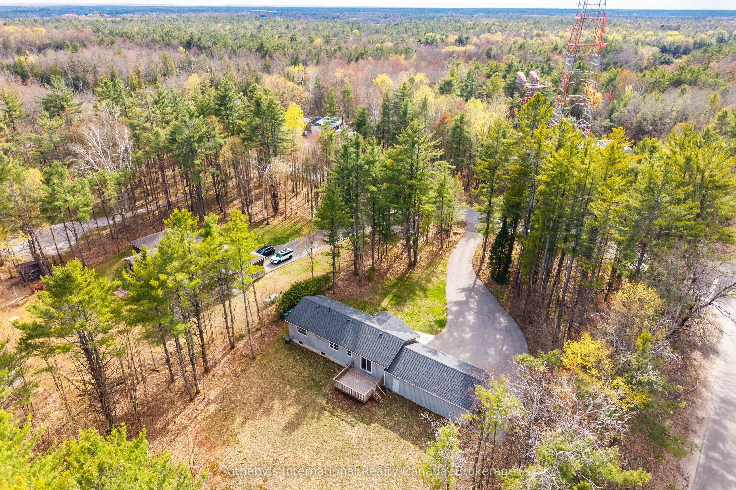1021 Tower Crescent Property Photo 40