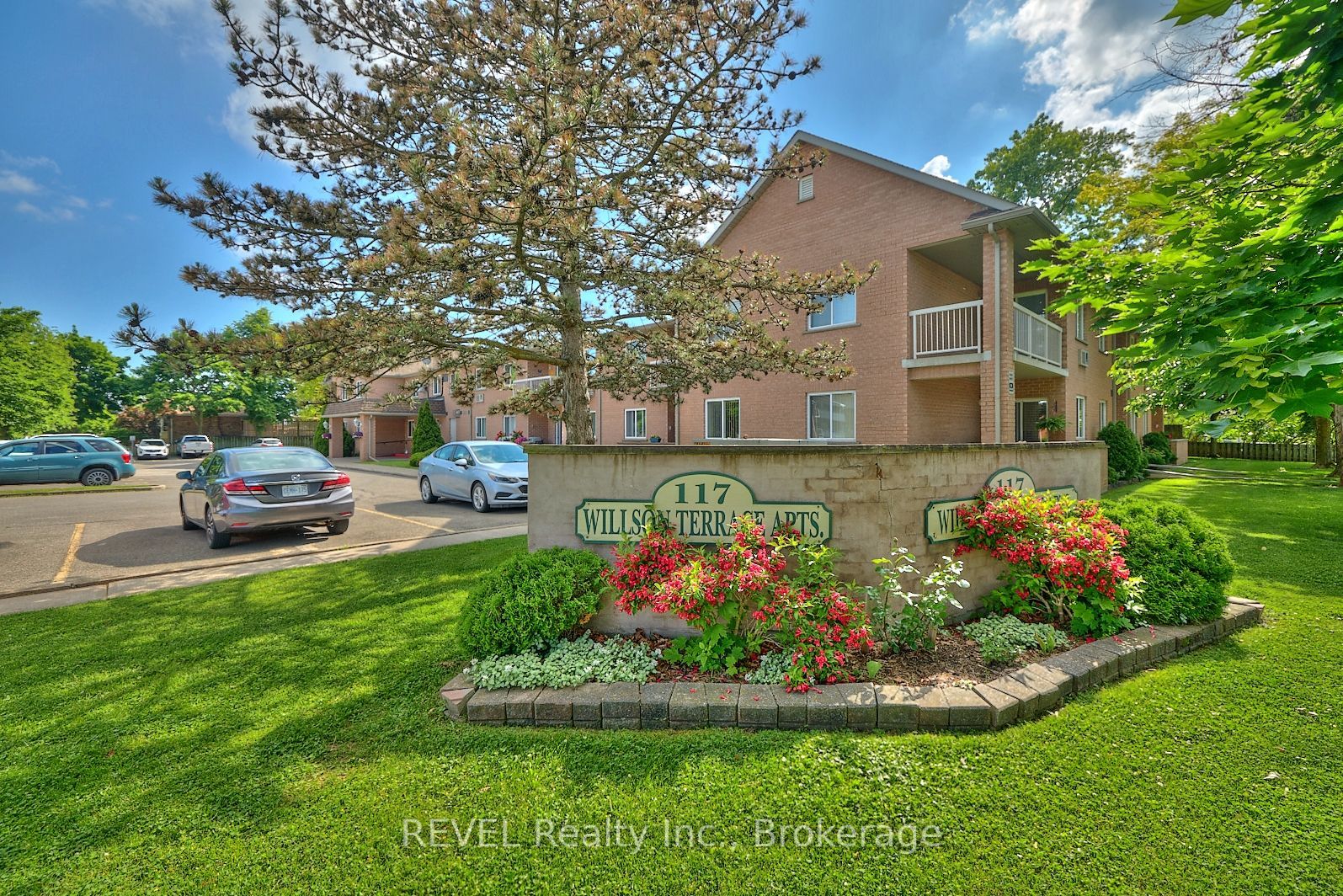 117 WILLSON Road 19 Property Photo 1