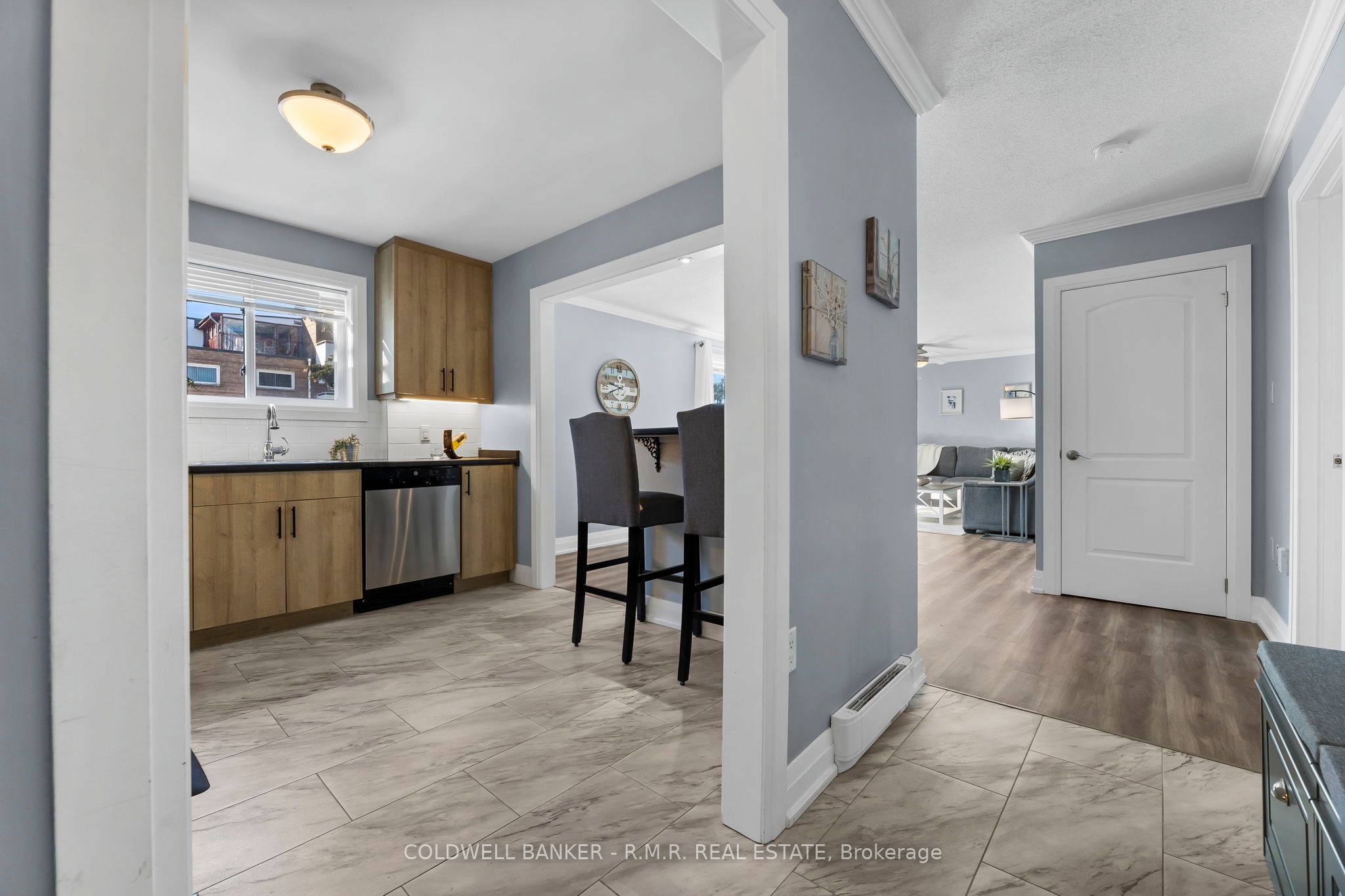 26 Spencer Street E 201 Property Photo 8