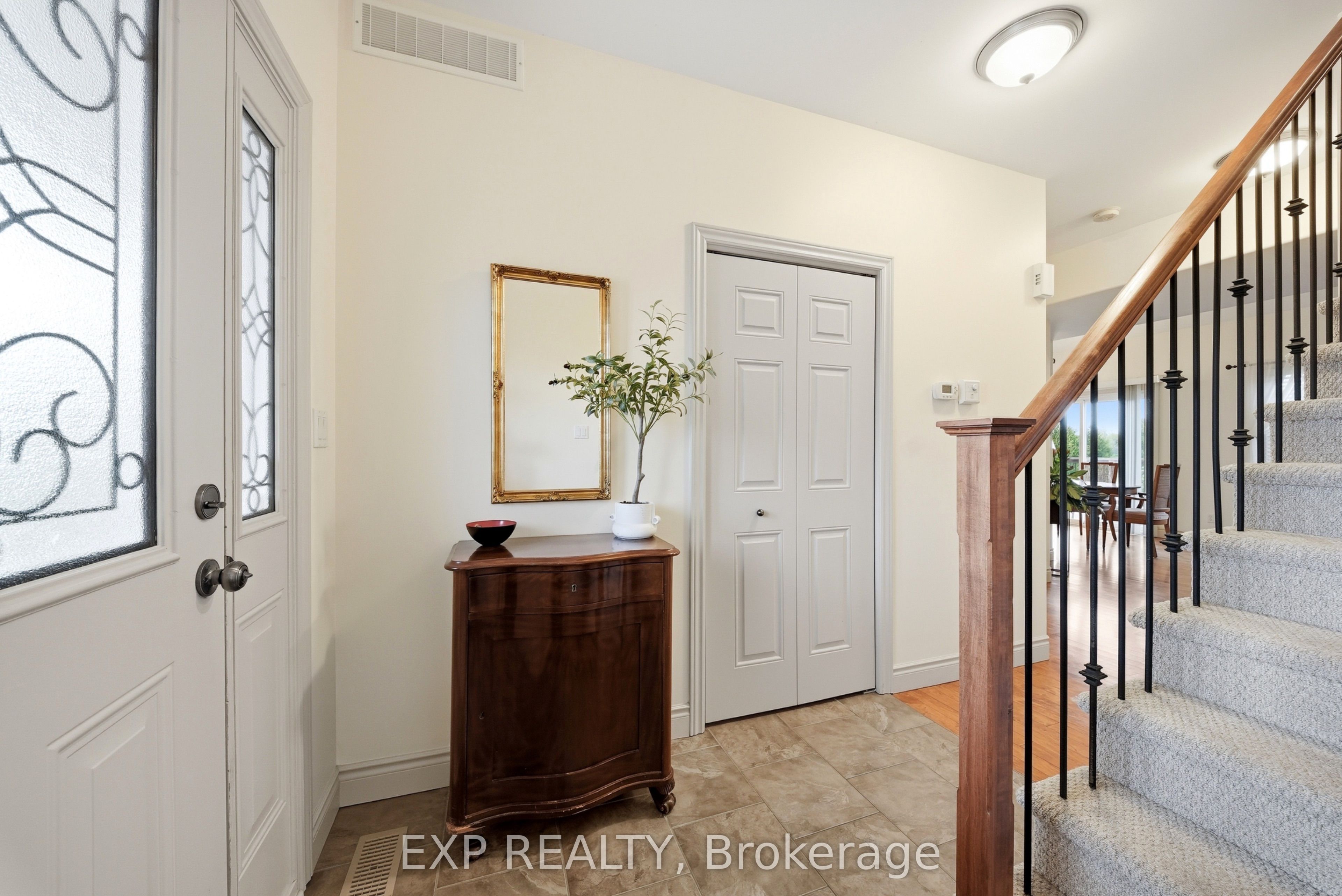 16 Amber Place Property Photo 5