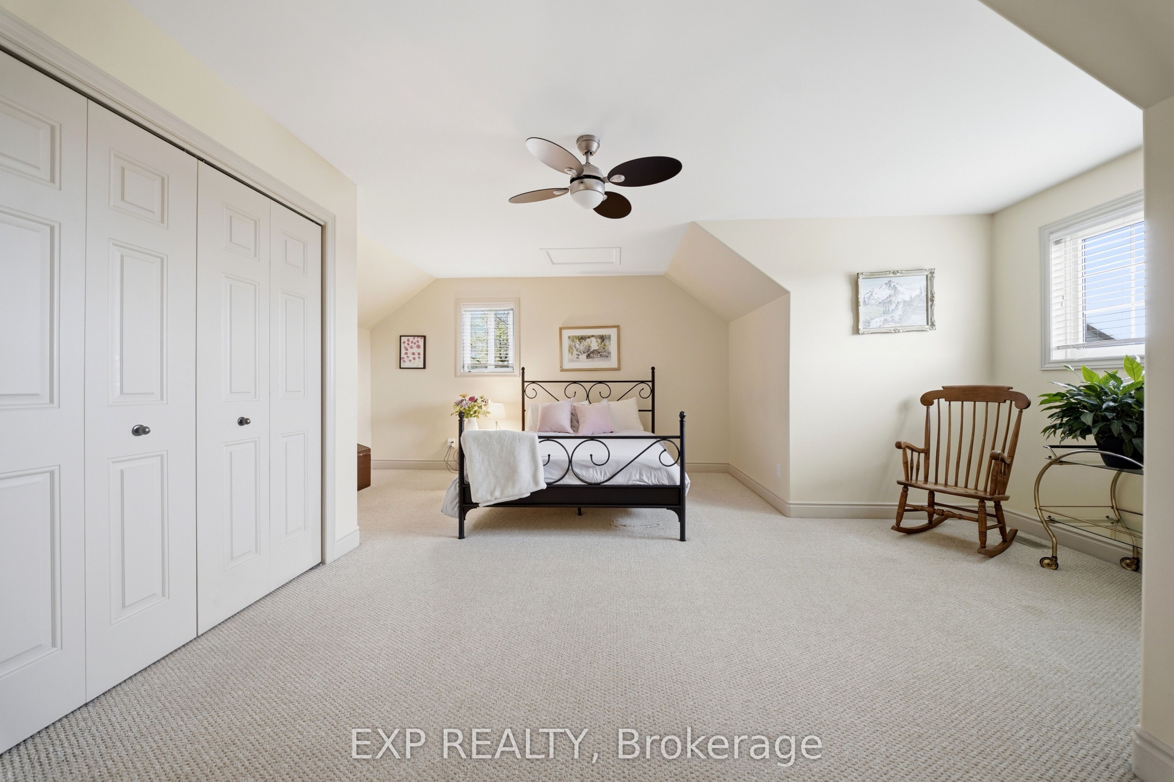 16 Amber Place Property Photo 23