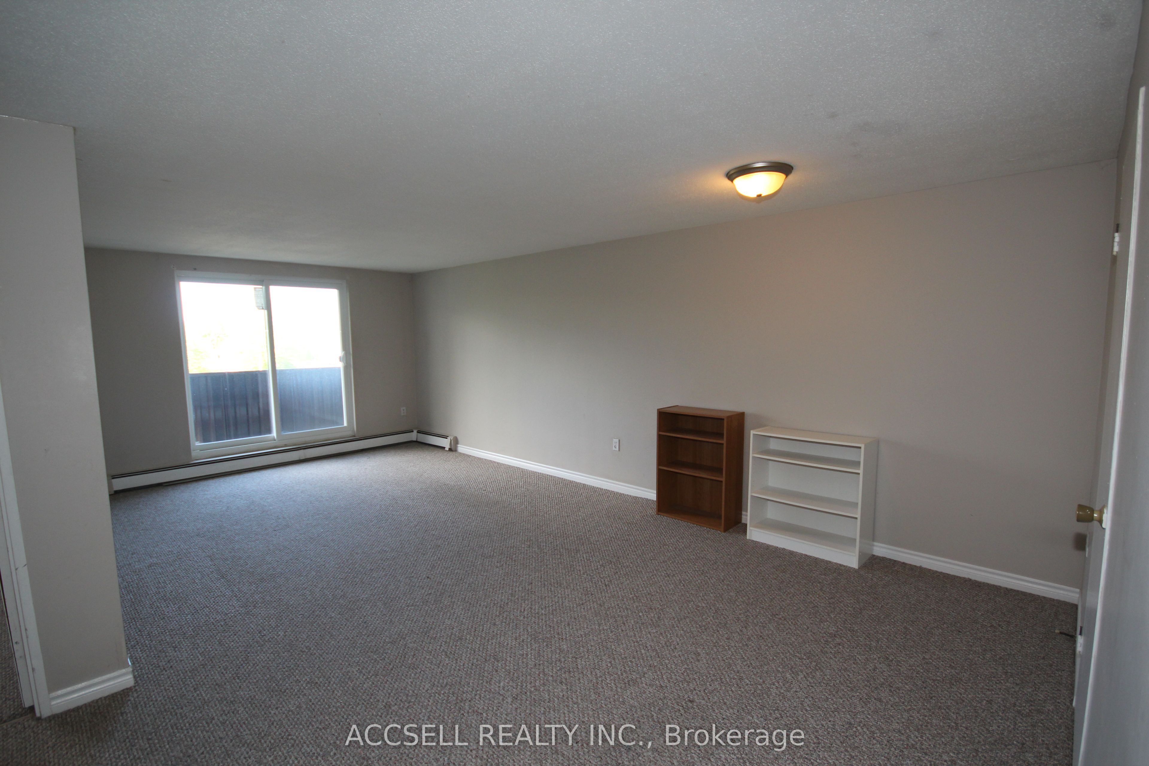 276 Merritt Avenue 306 Property Photo 6