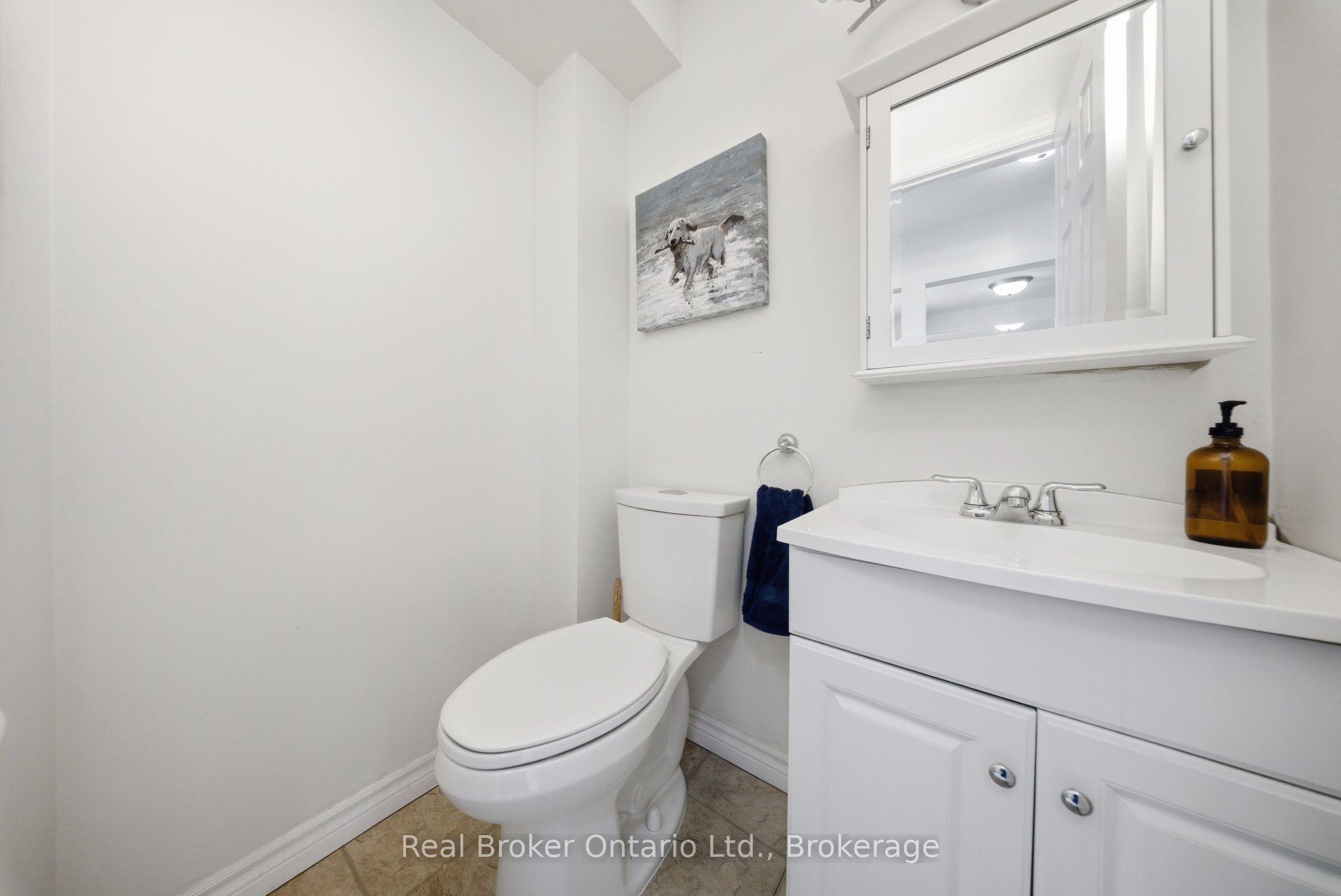 32 Mowat Boulevard 41 Property Photo 13
