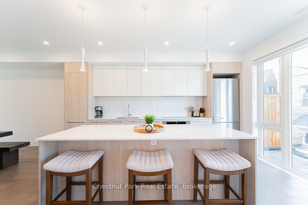 29 Rockmount Crescent Property Photo 6