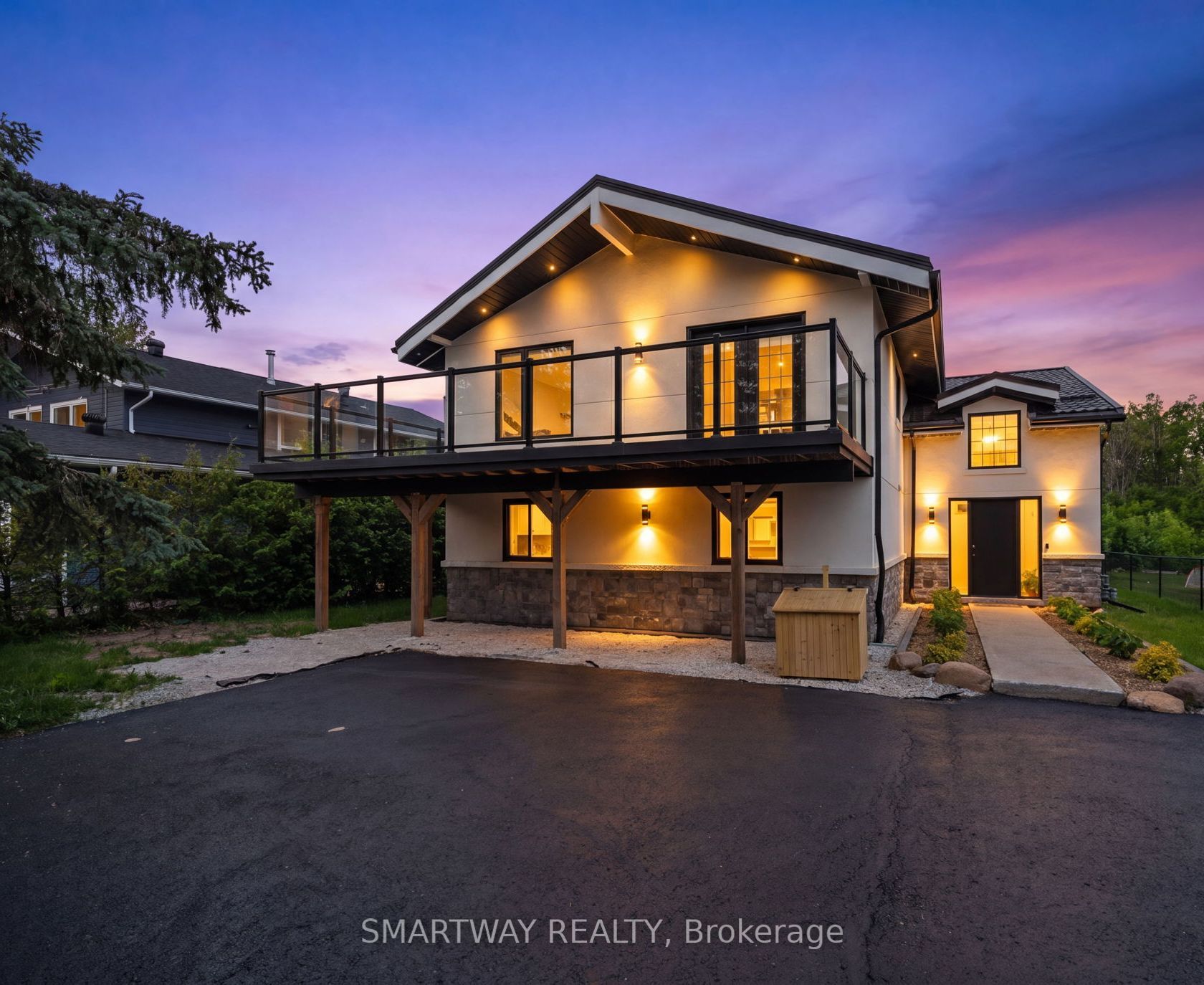 107 Campbell Crescent Property Photo 1