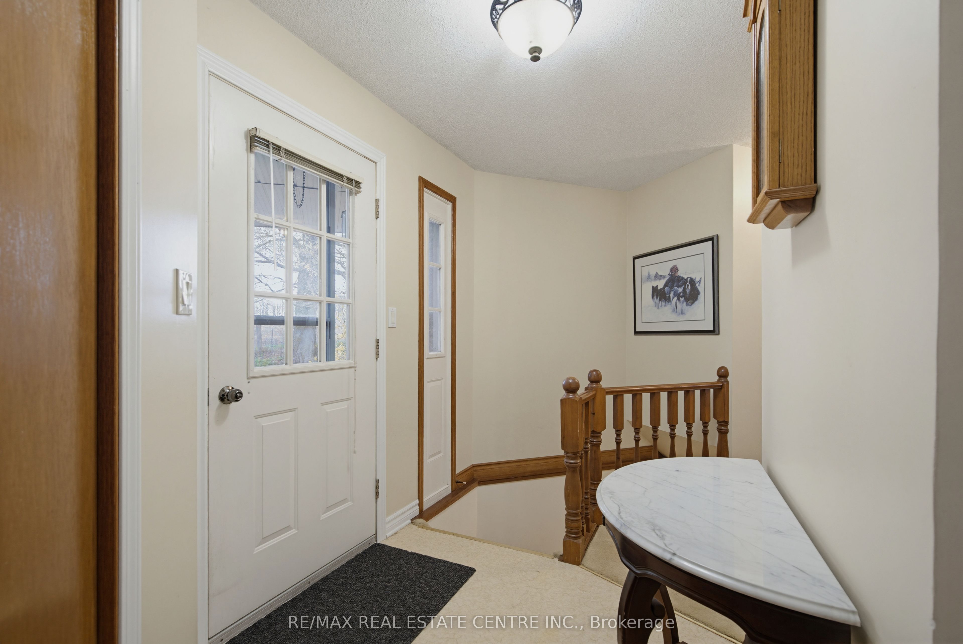 294052 8th Line Property Photo 4