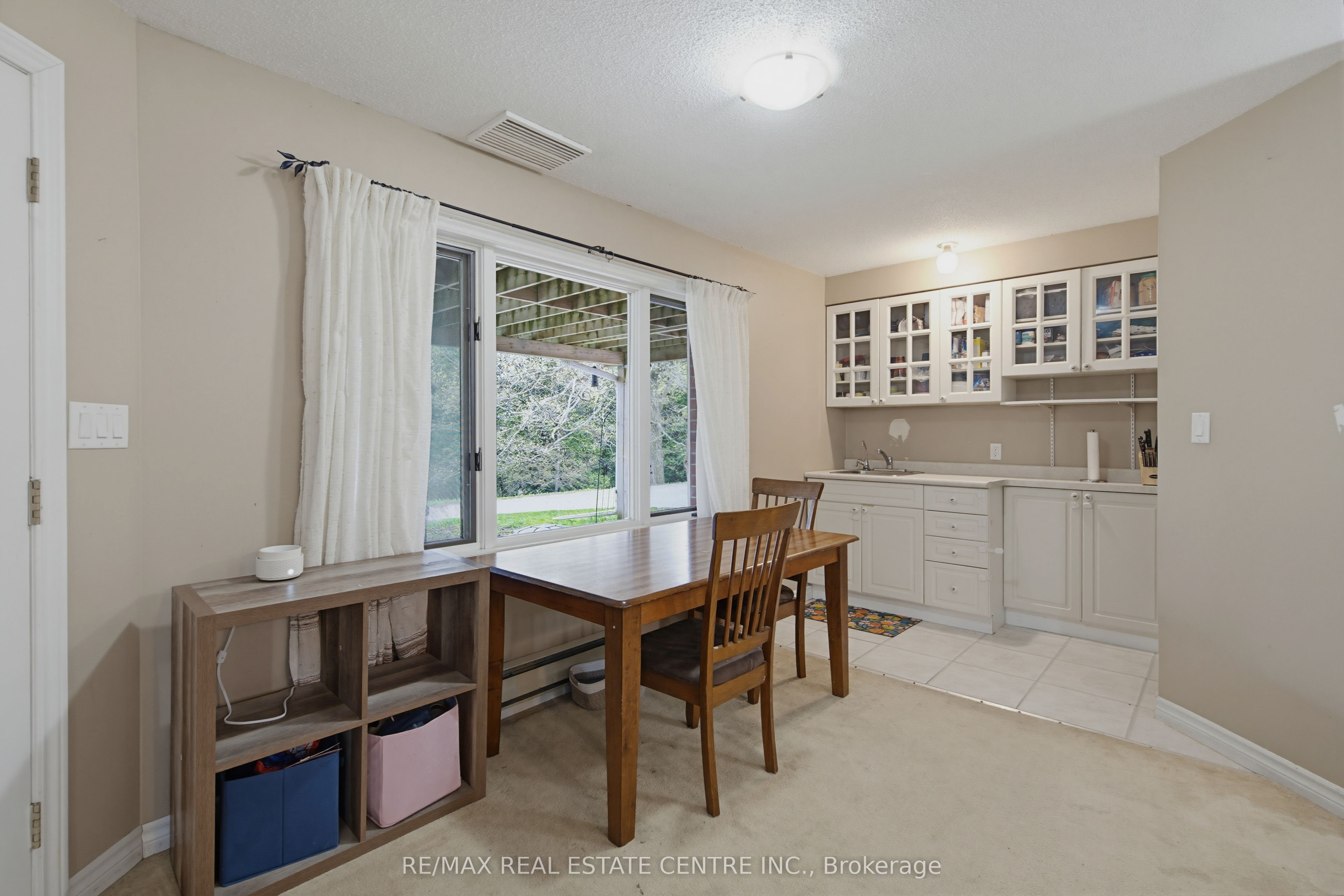 294052 8th Line Property Photo 26