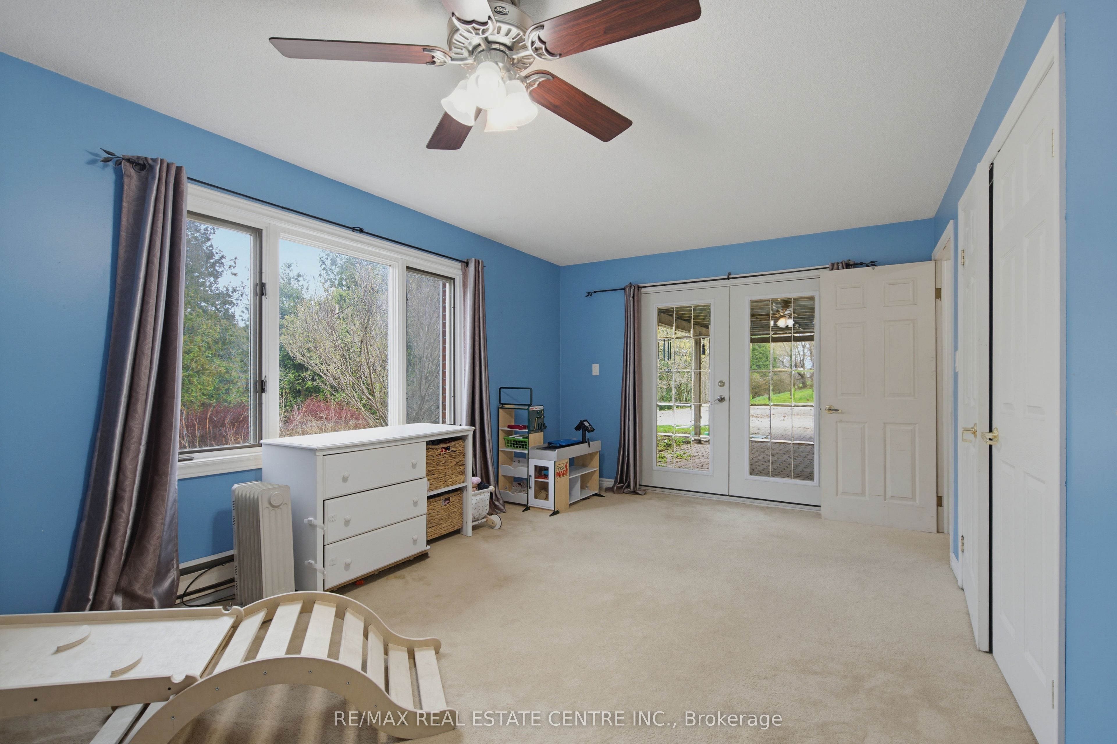 294052 8th Line Property Photo 34