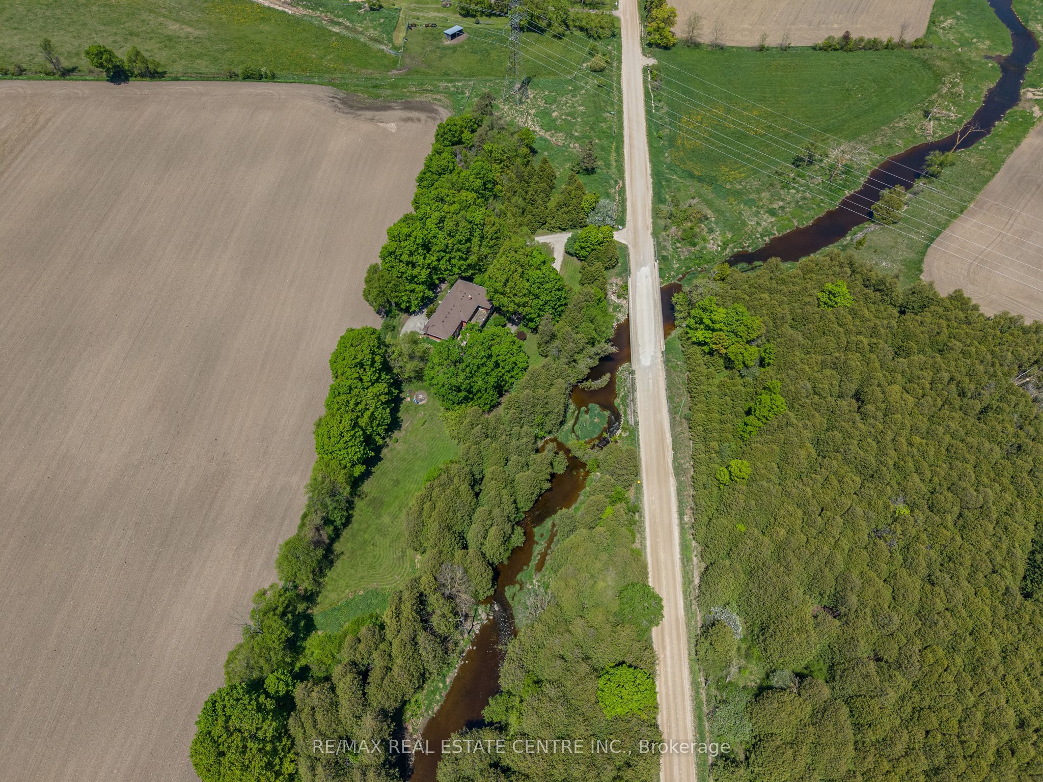 294052 8th Line Property Photo 49