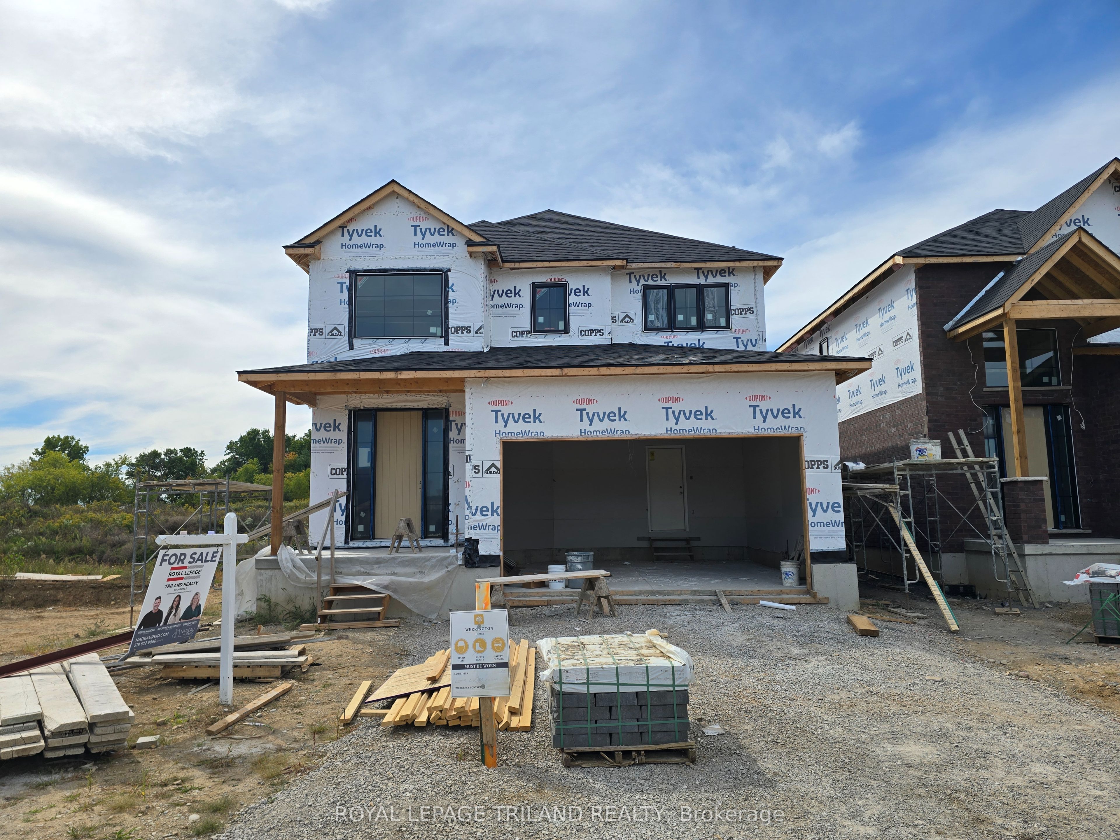 35 Allister Drive Property Photo 1