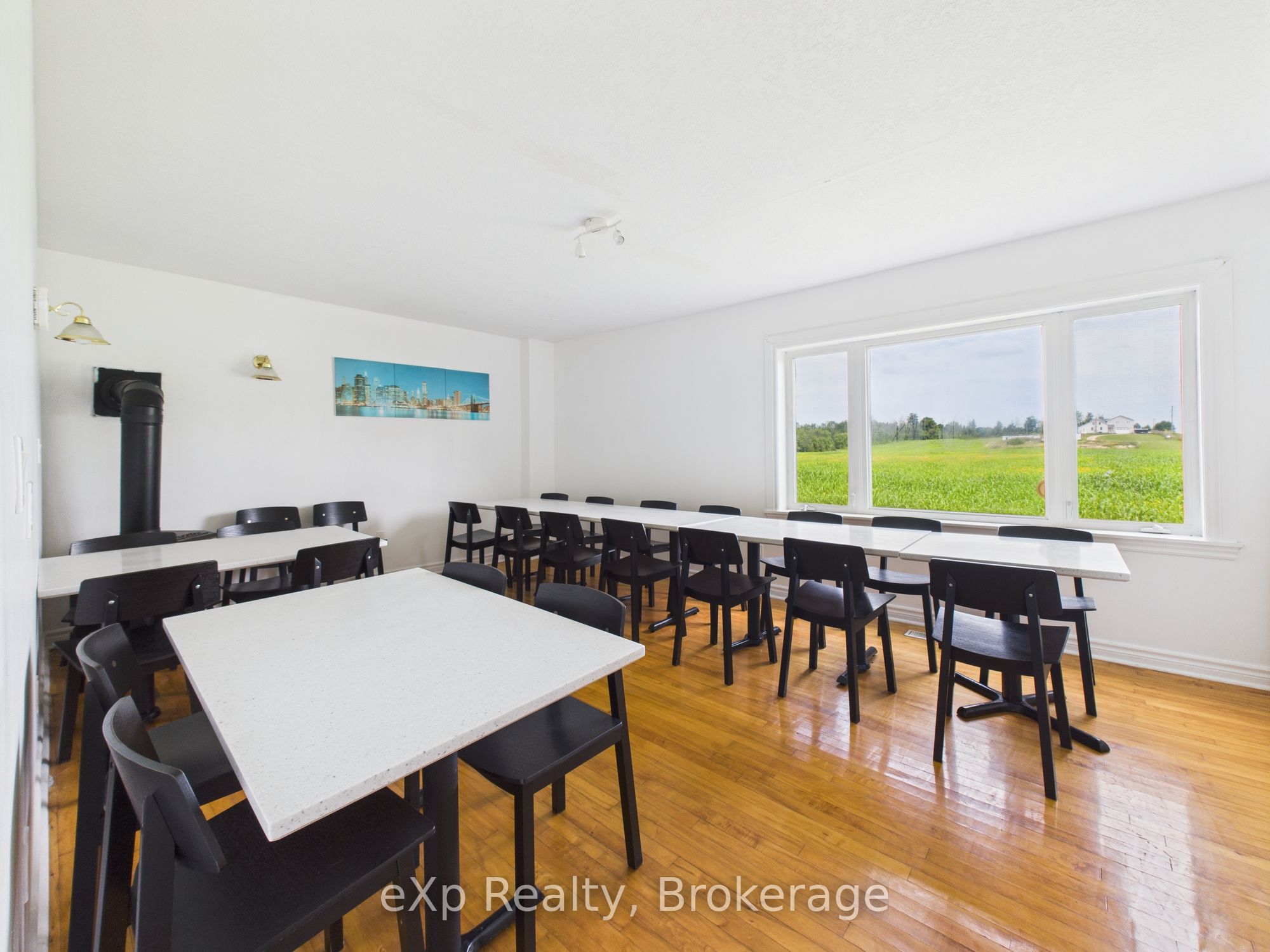 315194 Highway 6 Property Photo 12