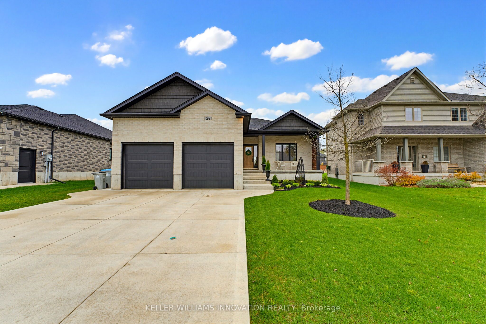24 Gilmer Crescent Property Photo 3