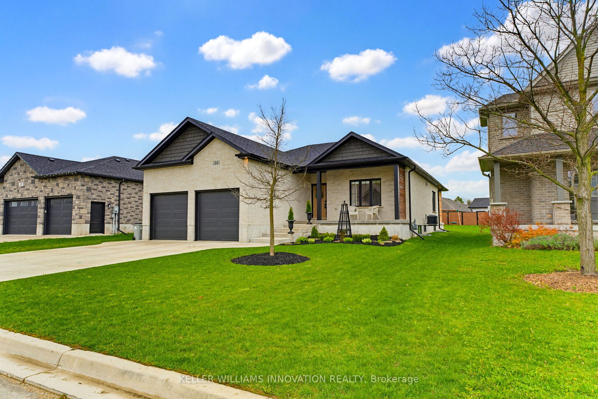 24 Gilmer Crescent Property Photo 9