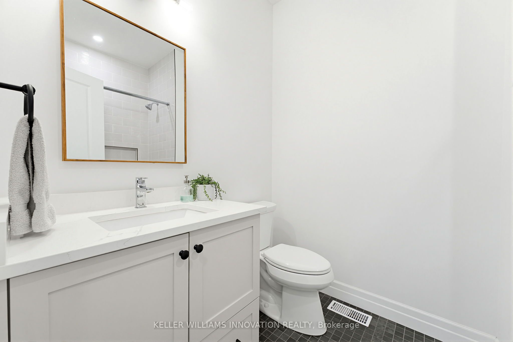 24 Gilmer Crescent Property Photo 24