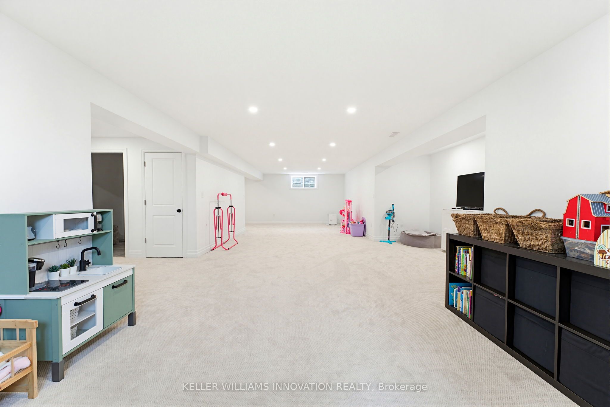 24 Gilmer Crescent Property Photo 28