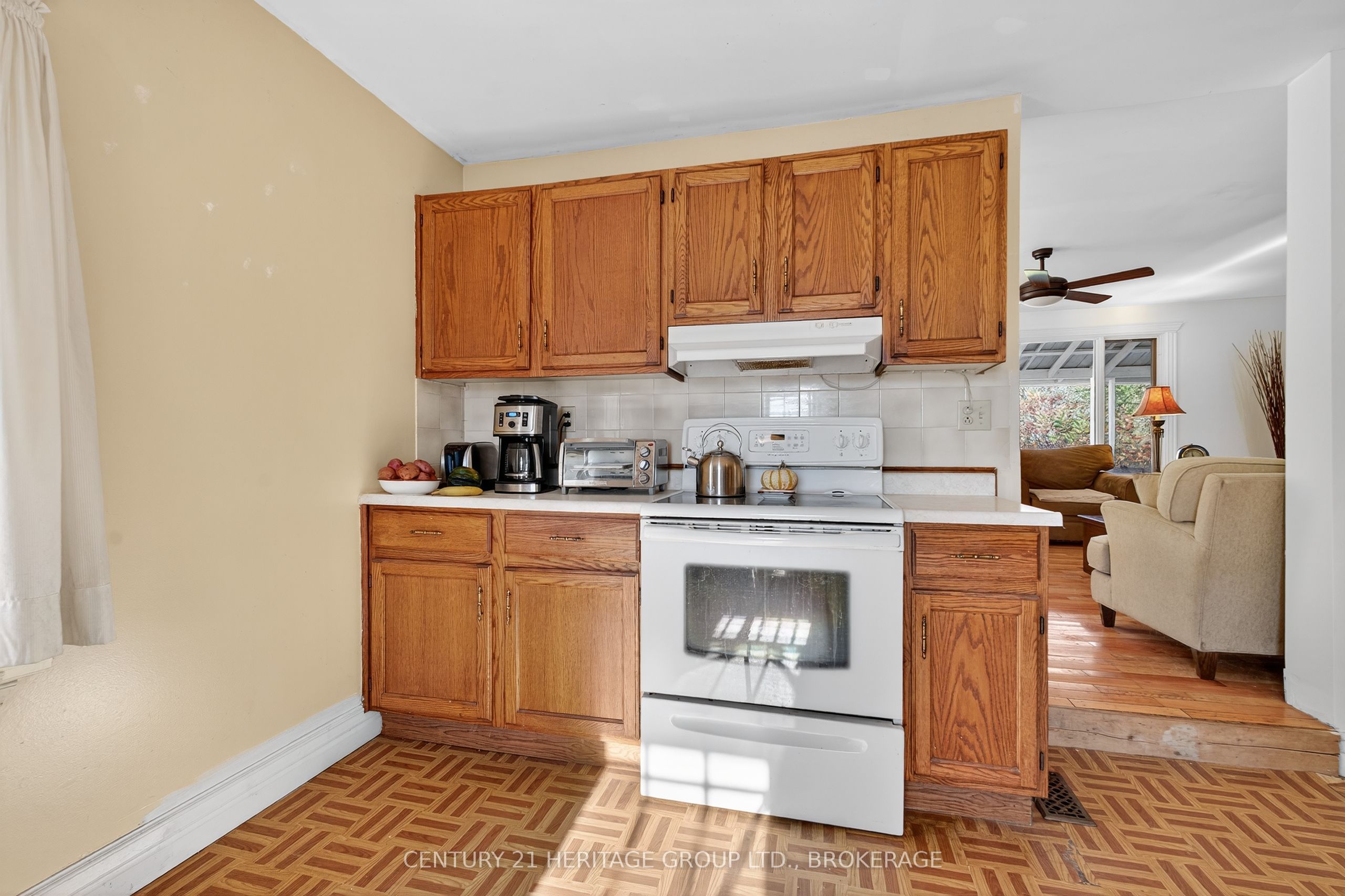 13 William Street Property Photo 12