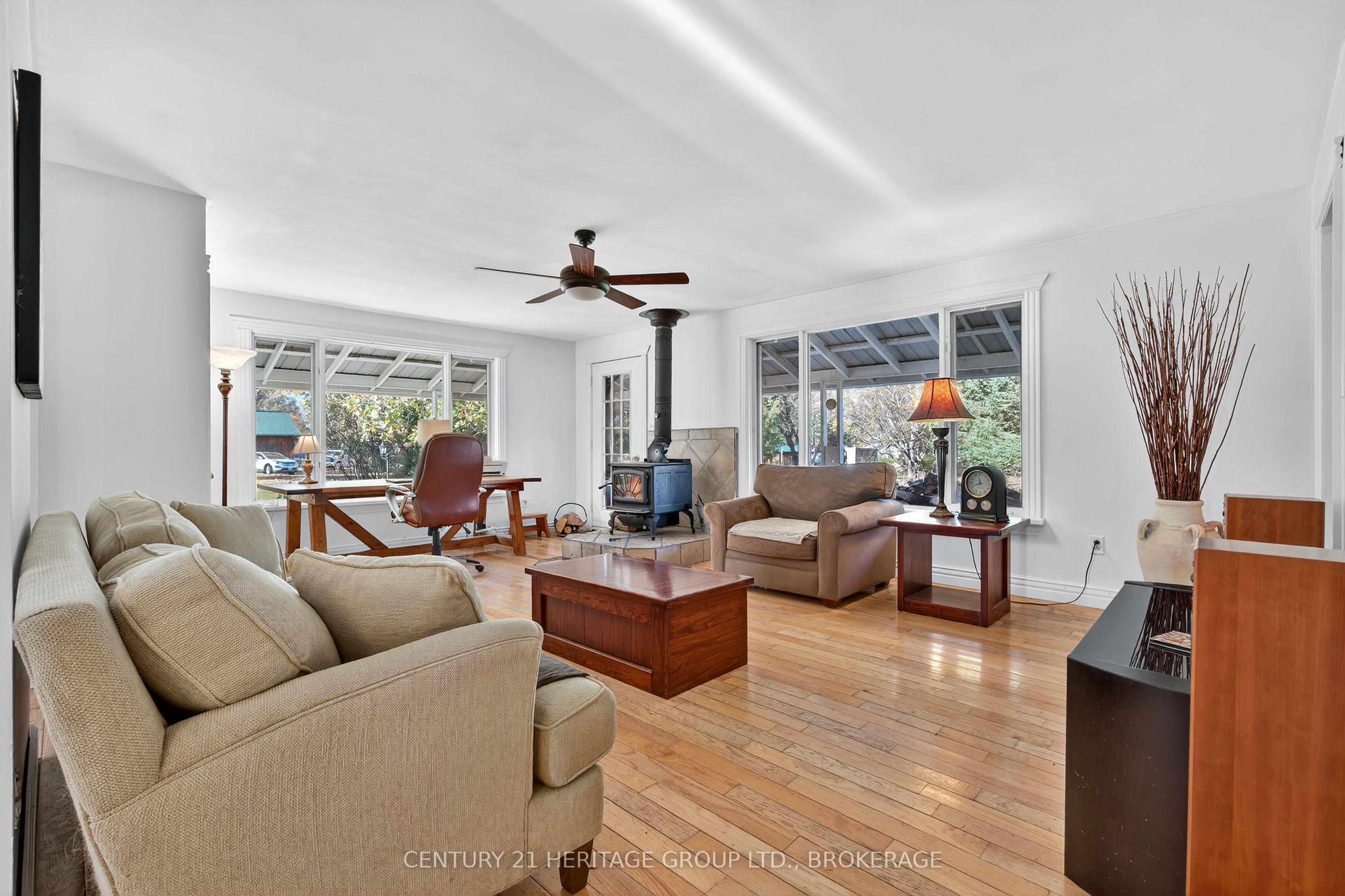 13 William Street Property Photo 14