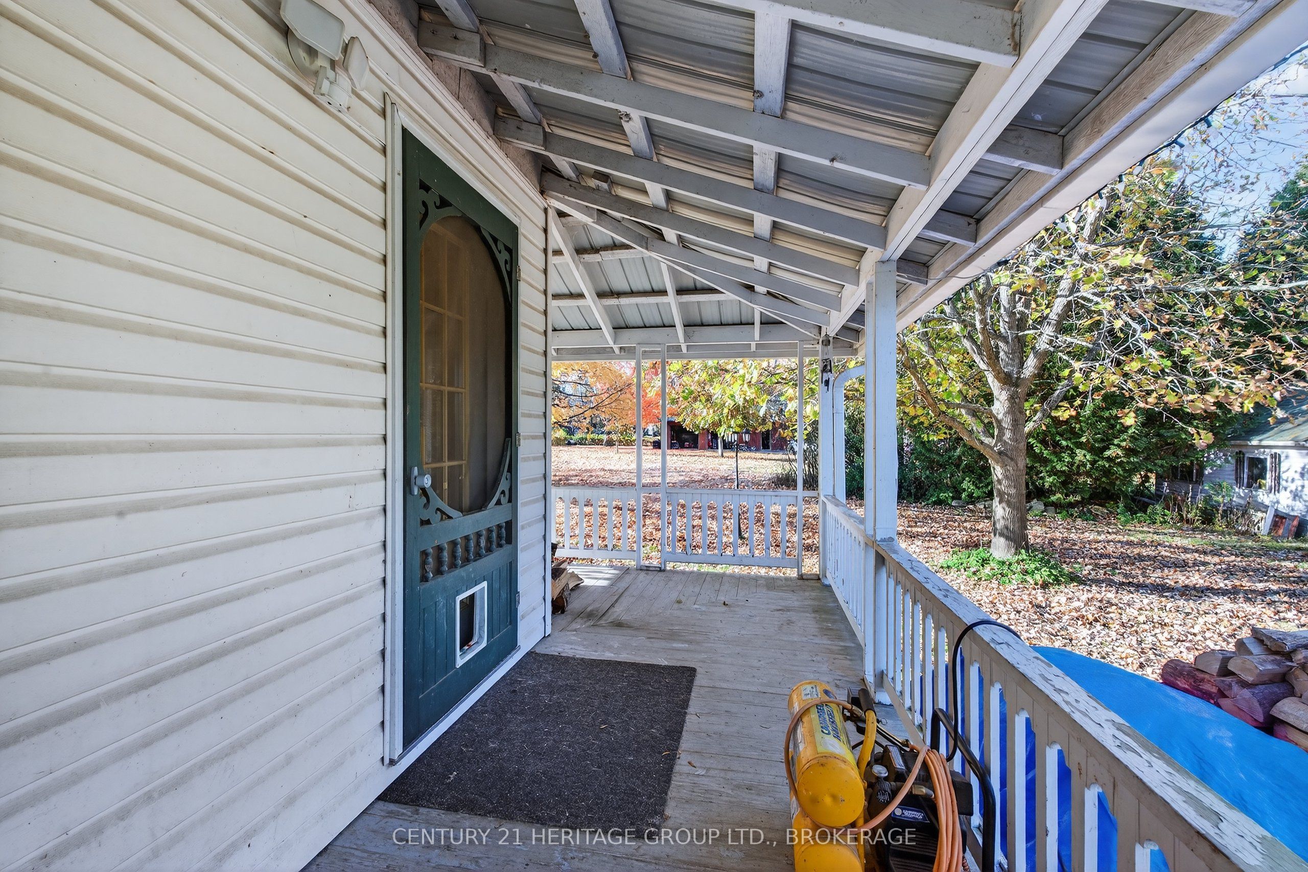13 William Street Property Photo 34