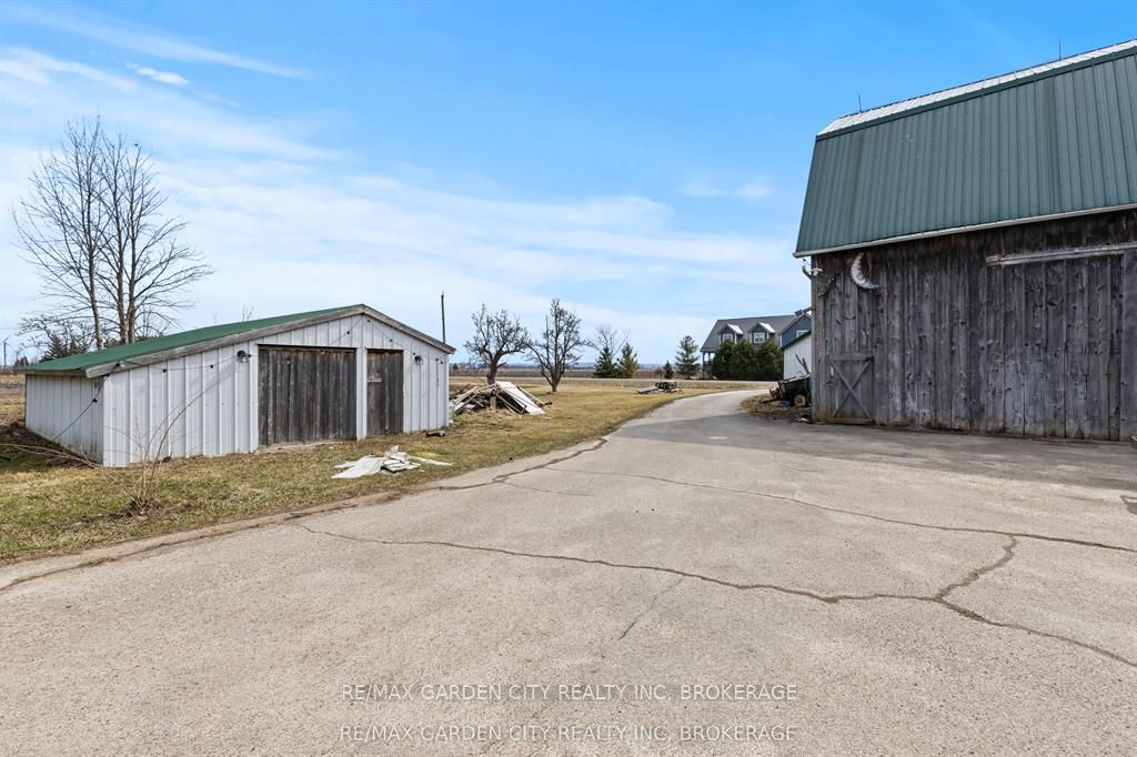 997 Niagara Stone Road Property Photo 6