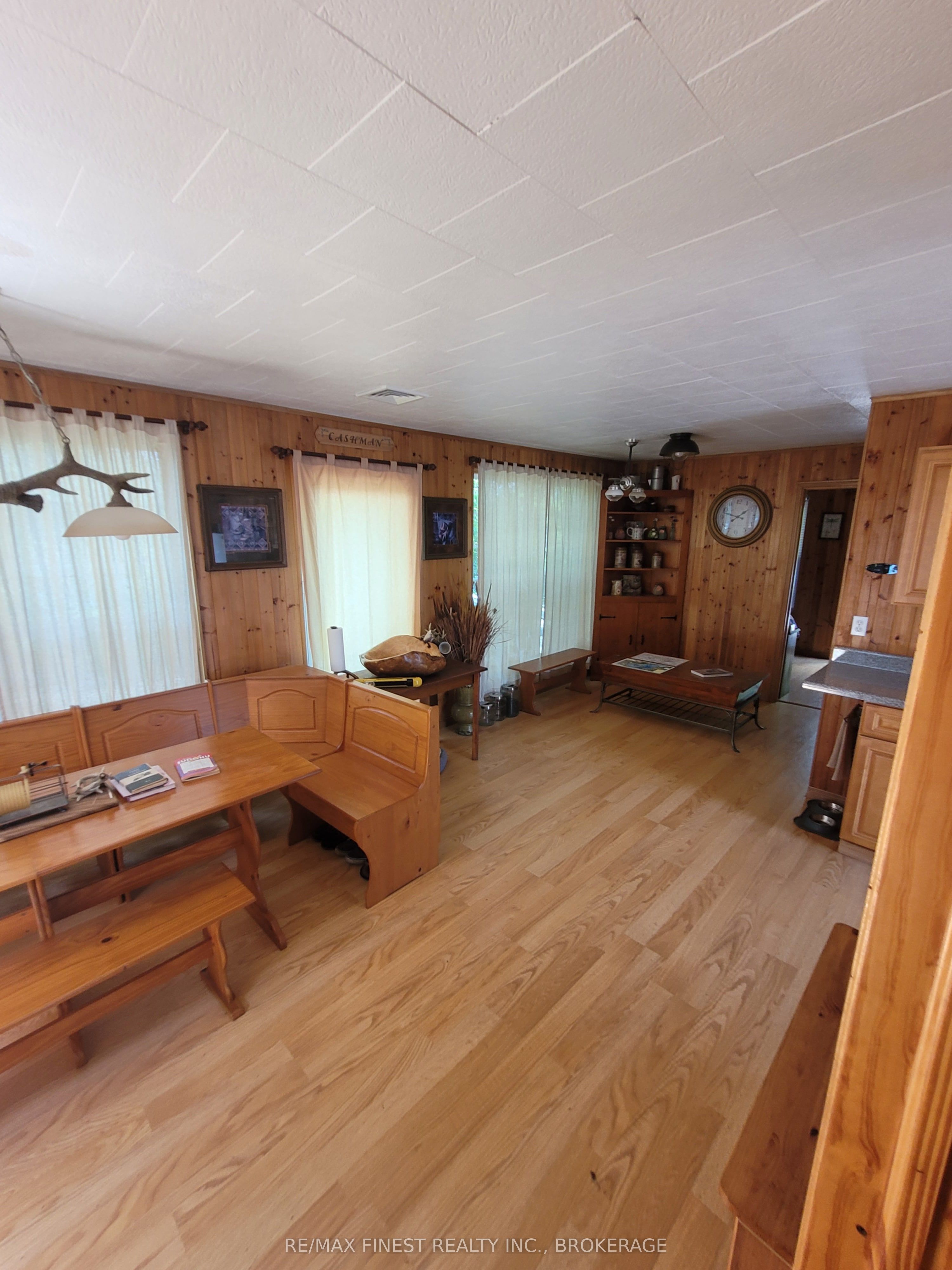 128 Island Property Photo 7