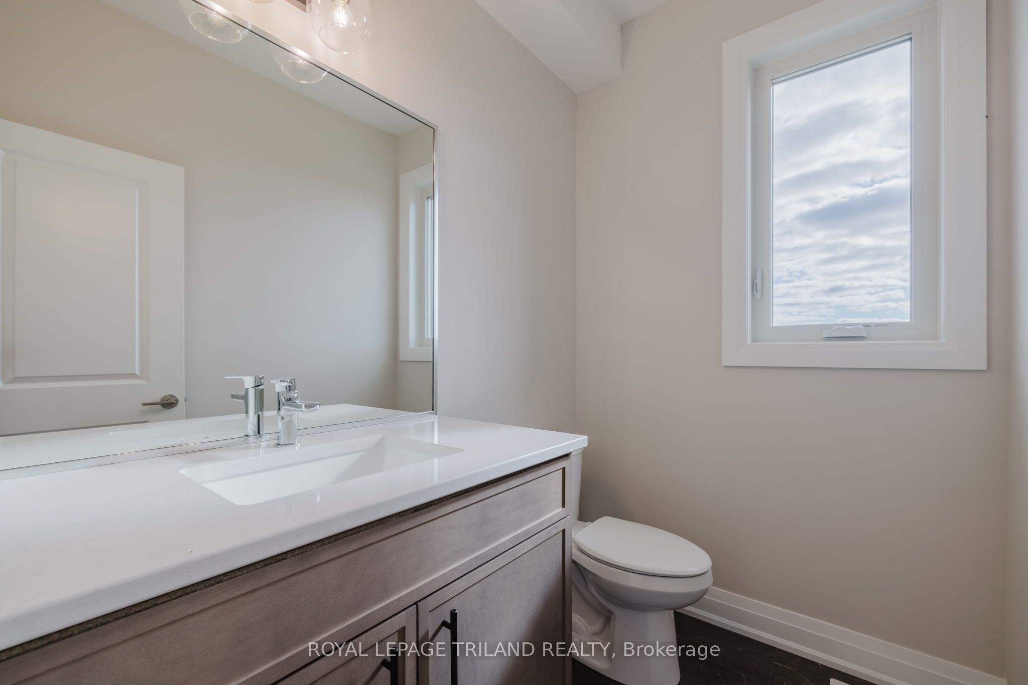 43 Allister Drive Property Photo 11